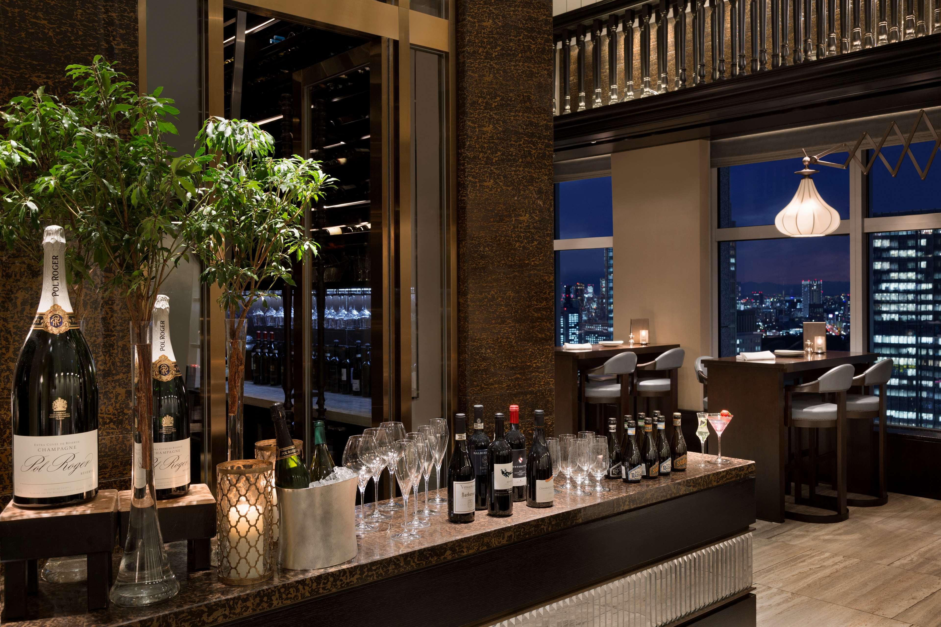 Shangri-La Tokyo by null