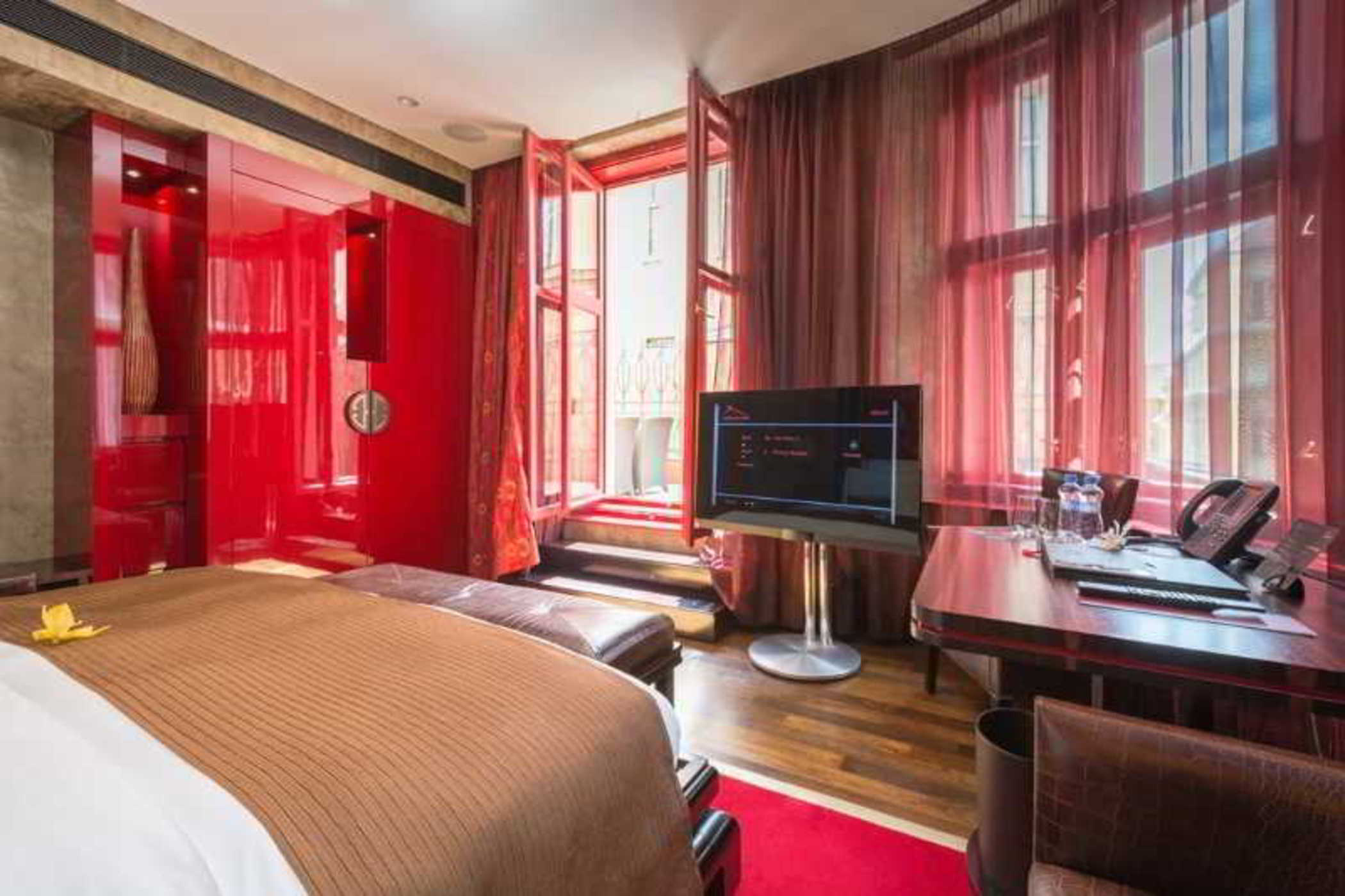 Buddha-Bar Hotel Prague by null