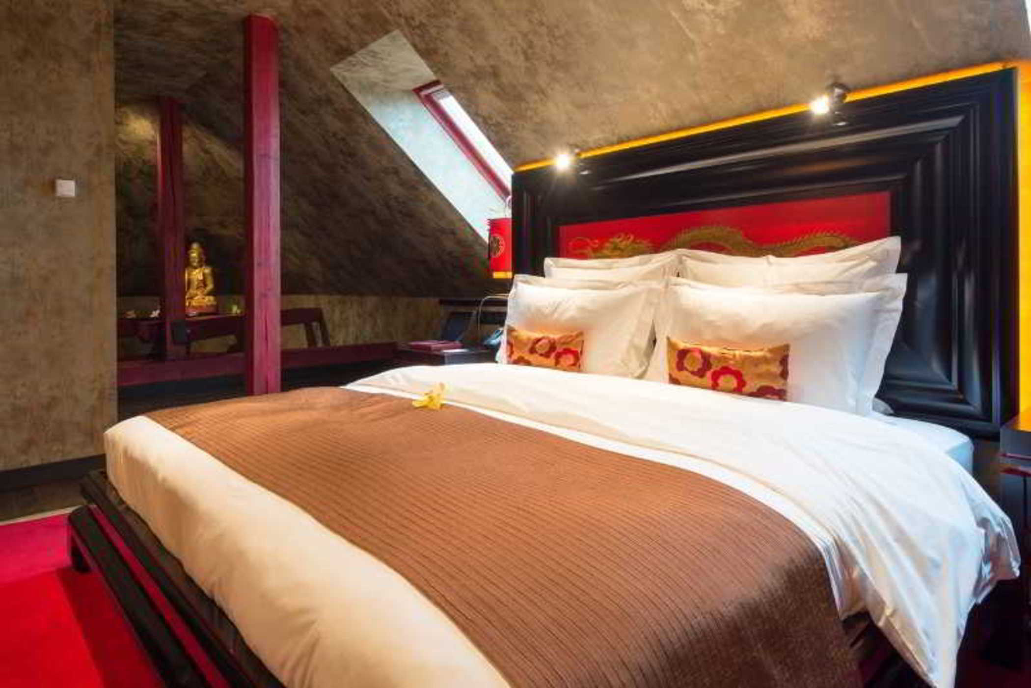 Buddha-Bar Hotel Prague by null