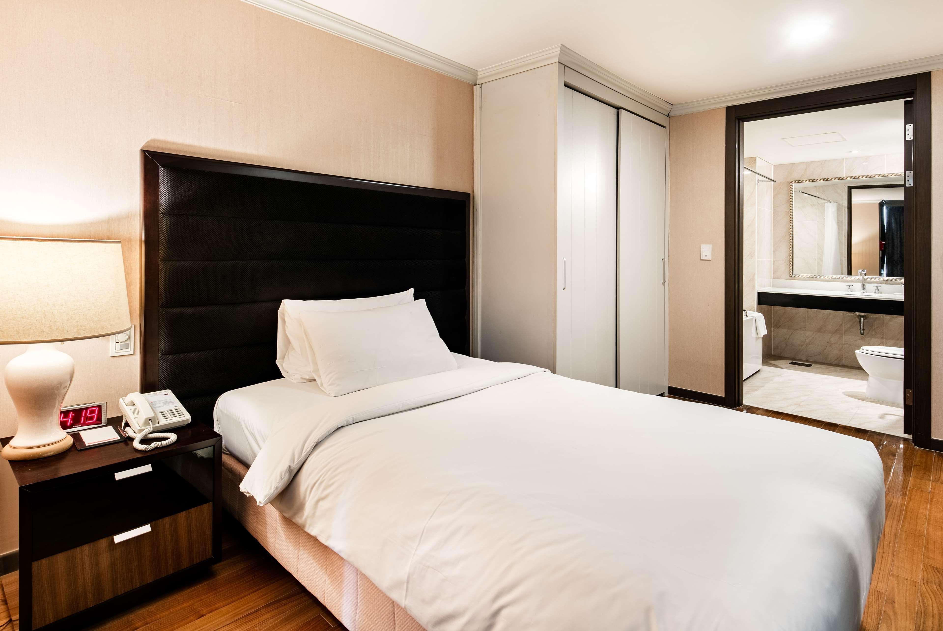 Ramada Hotel & Suites Seoul Namdaemun