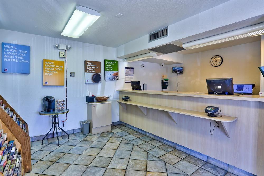 Motel 6 Kingman East