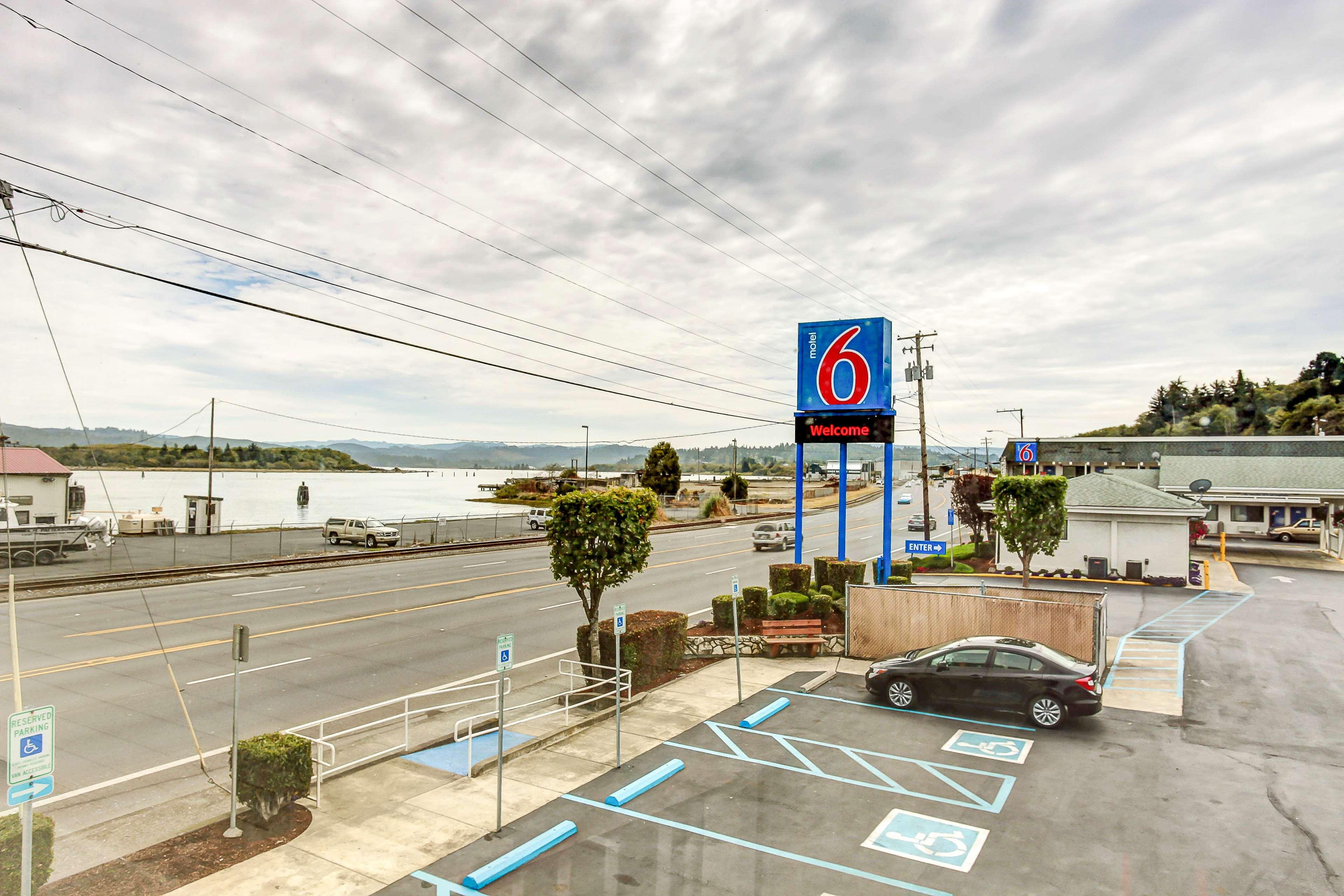 Motel 6 Coos Bay