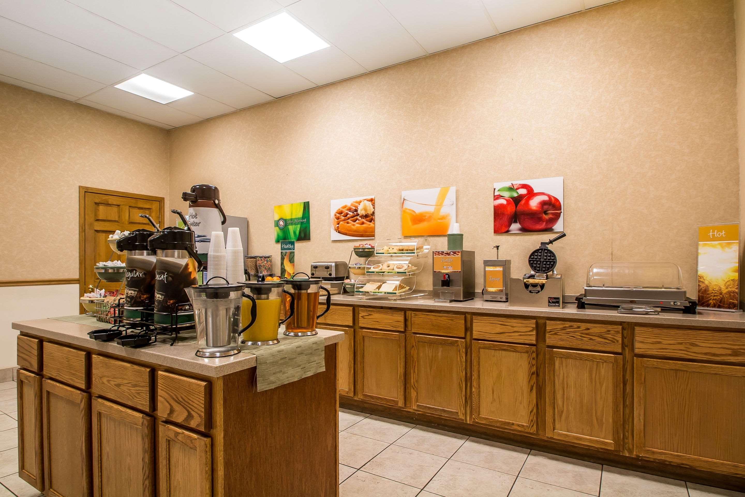 Quality Inn Morris I-80
