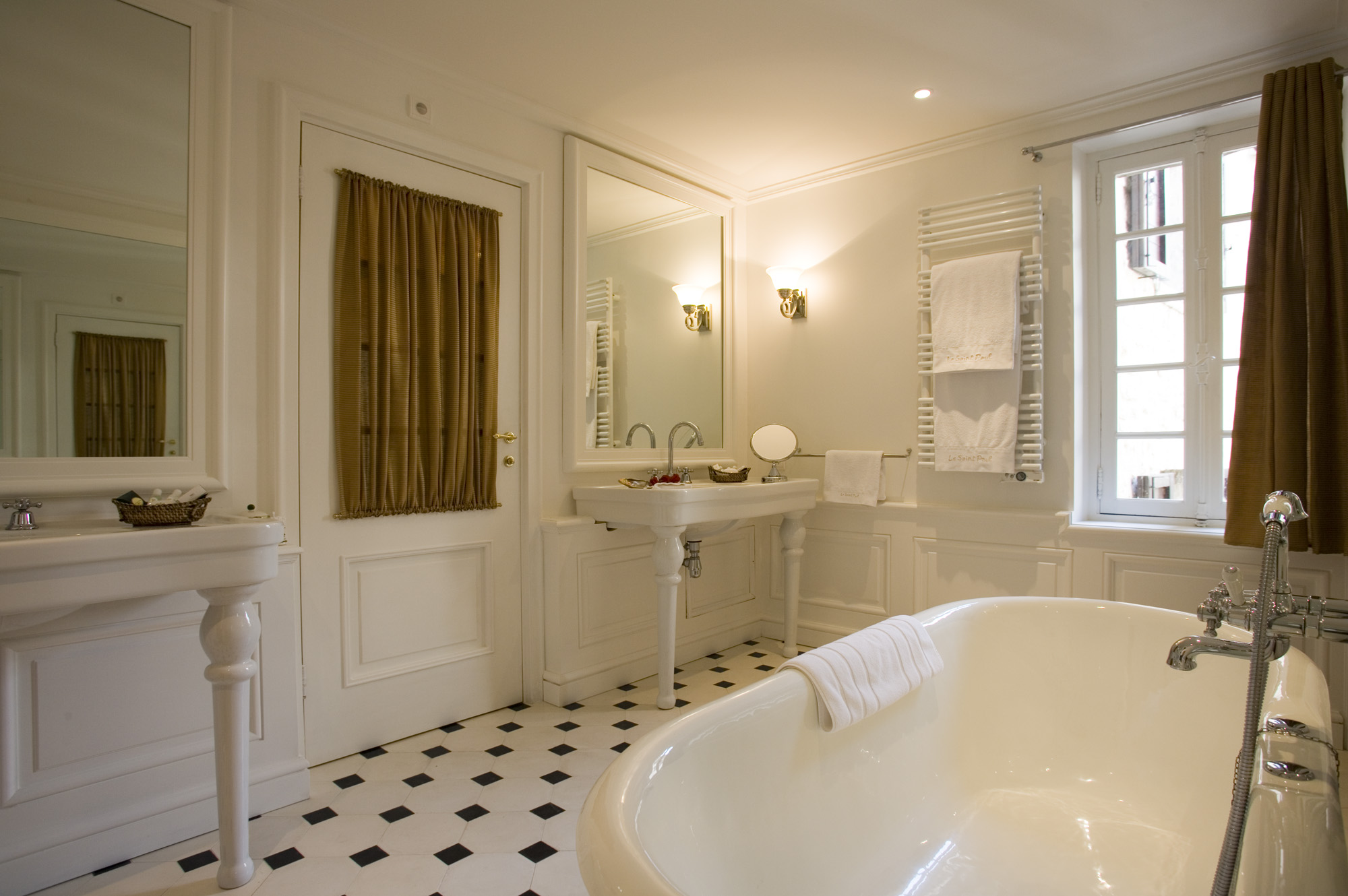 Hôtel Le Saint Paul by null