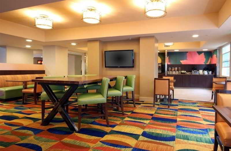 Fairfield Inn & Suites San Diego Old Town