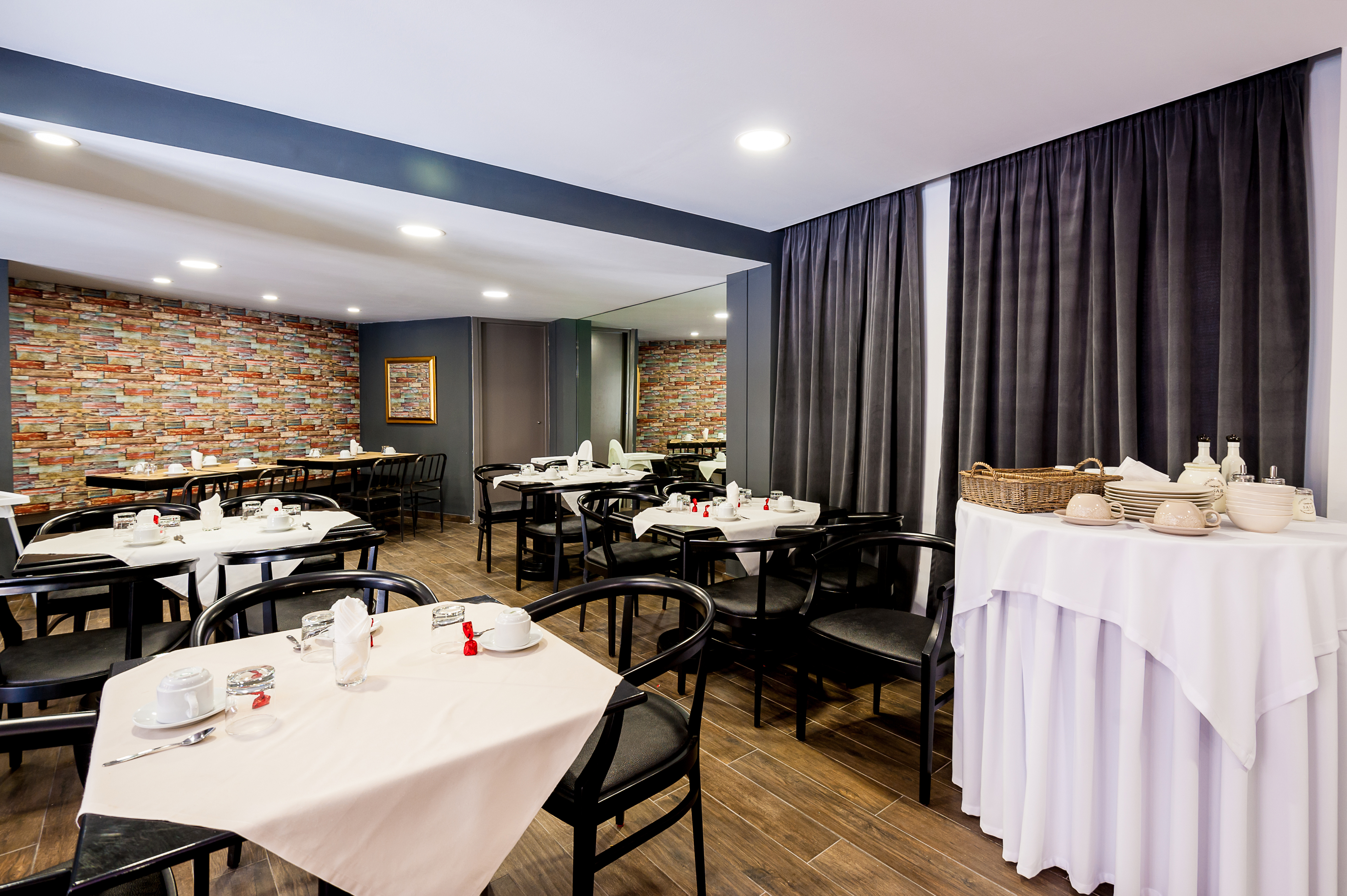 Elina Hotel Apartments