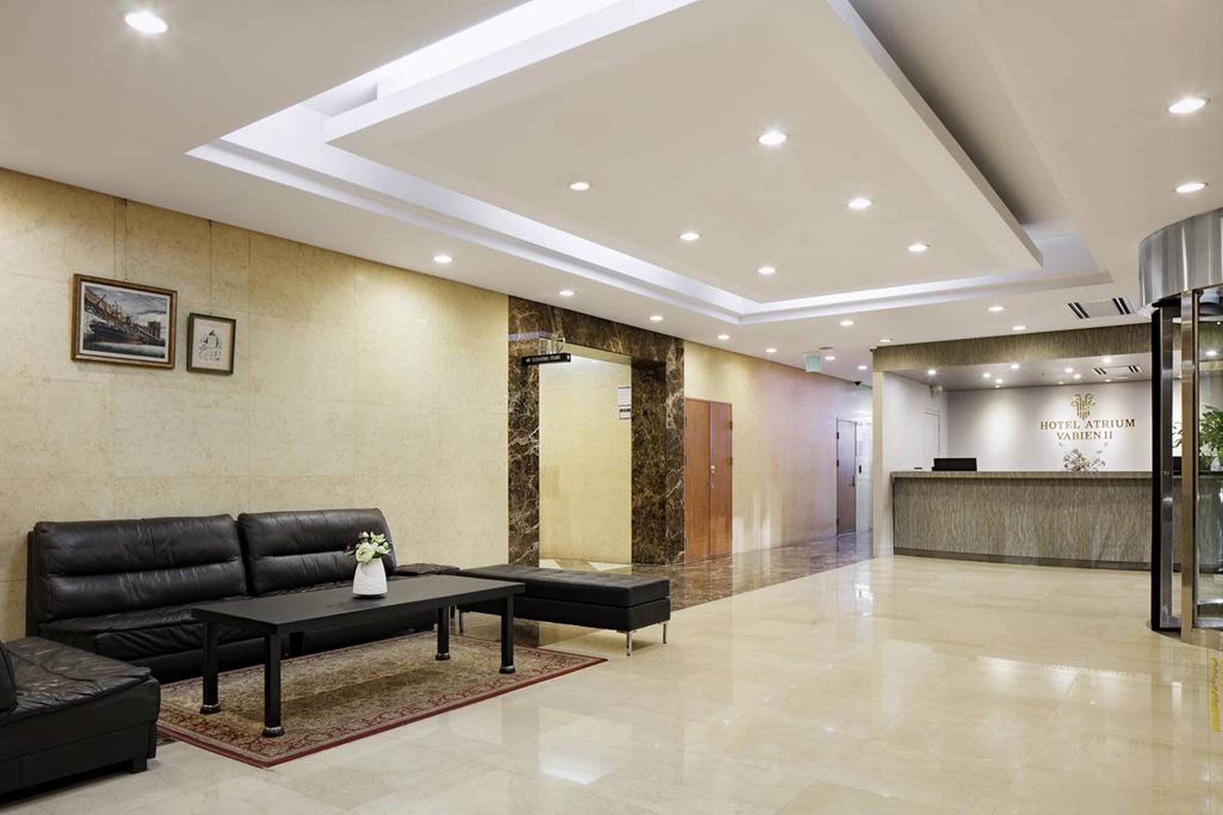 Vabien Suites 2 Serviced Residence
