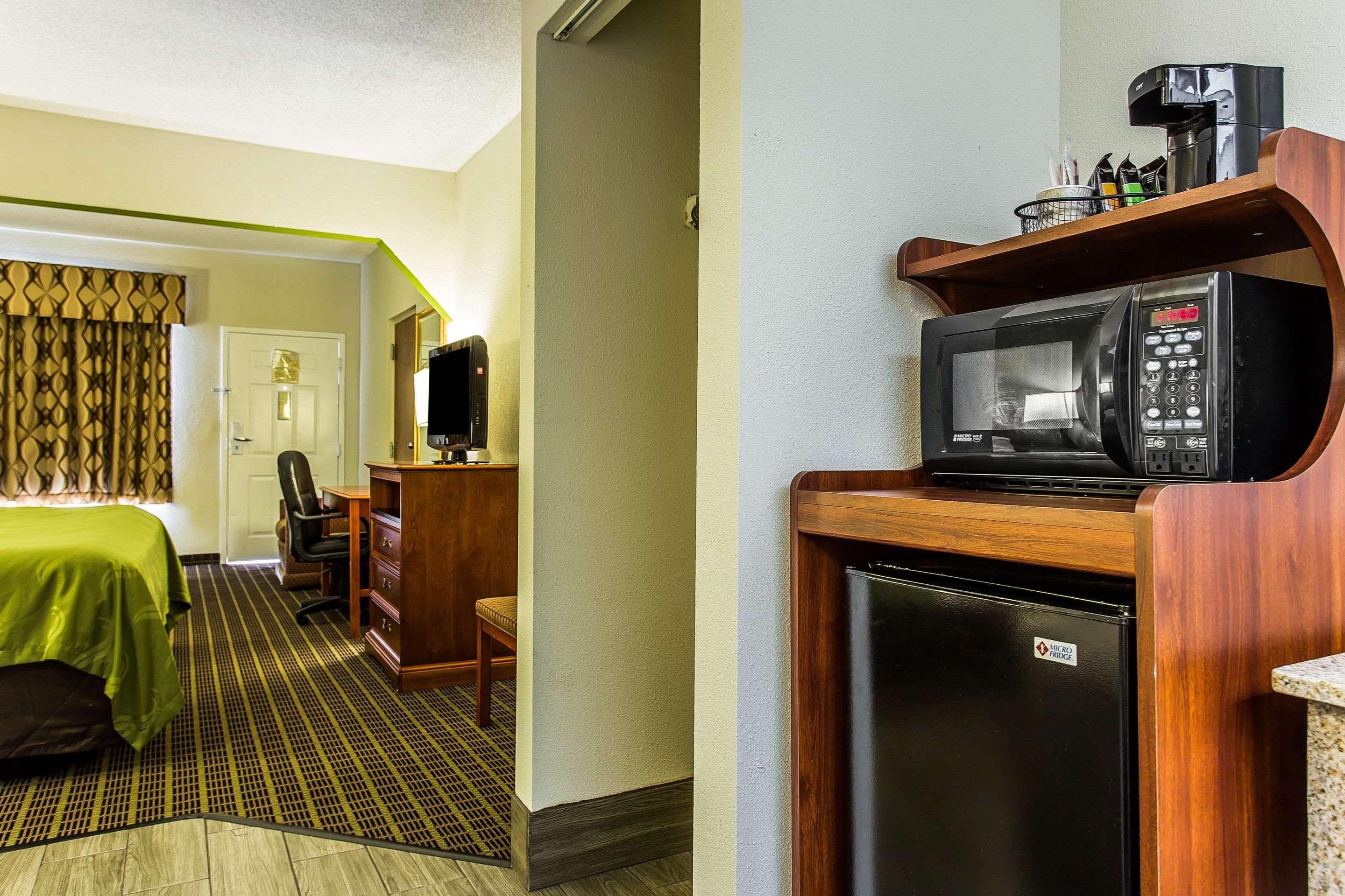 Quality Inn & Suites