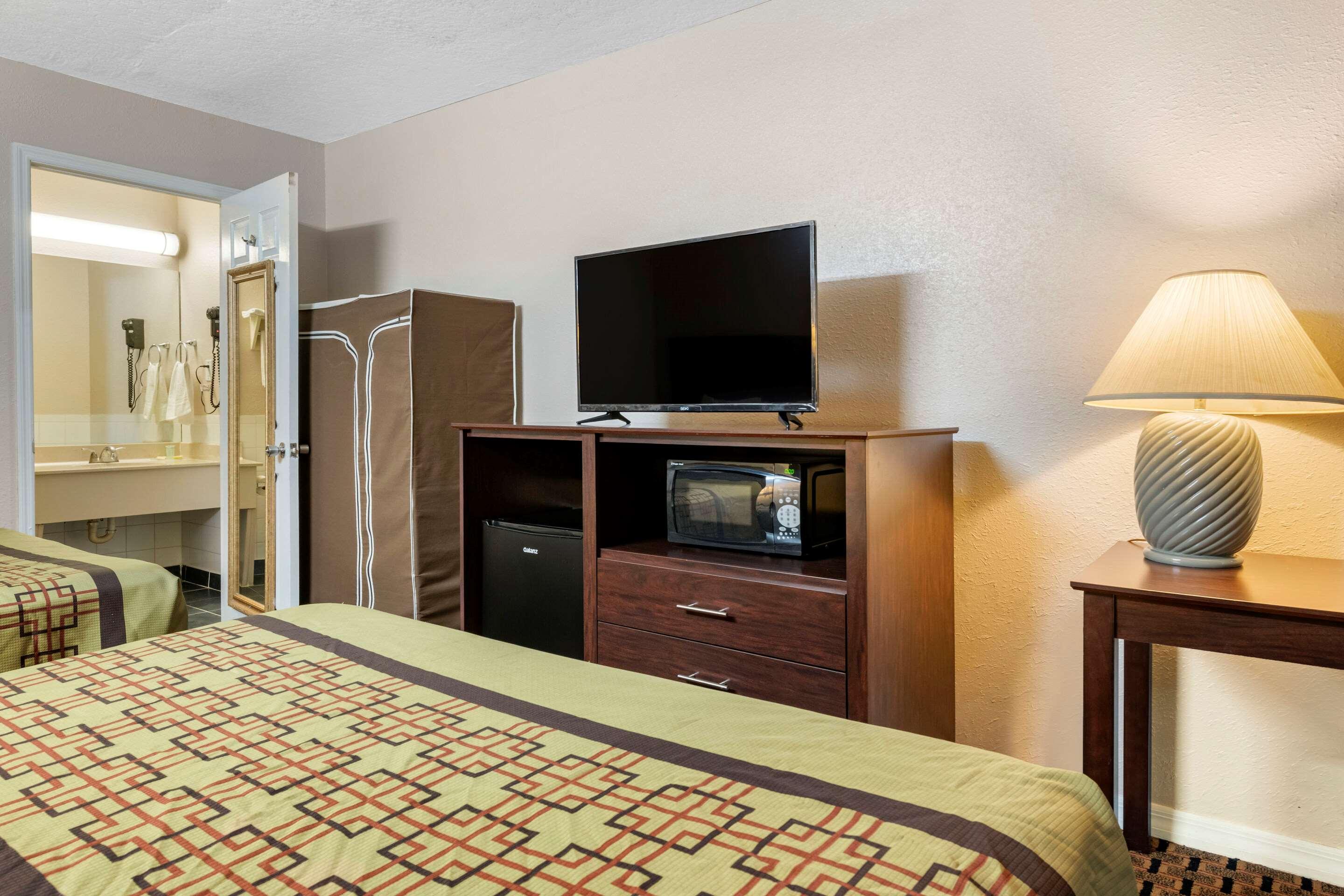 Rodeway Inn New Port Richey