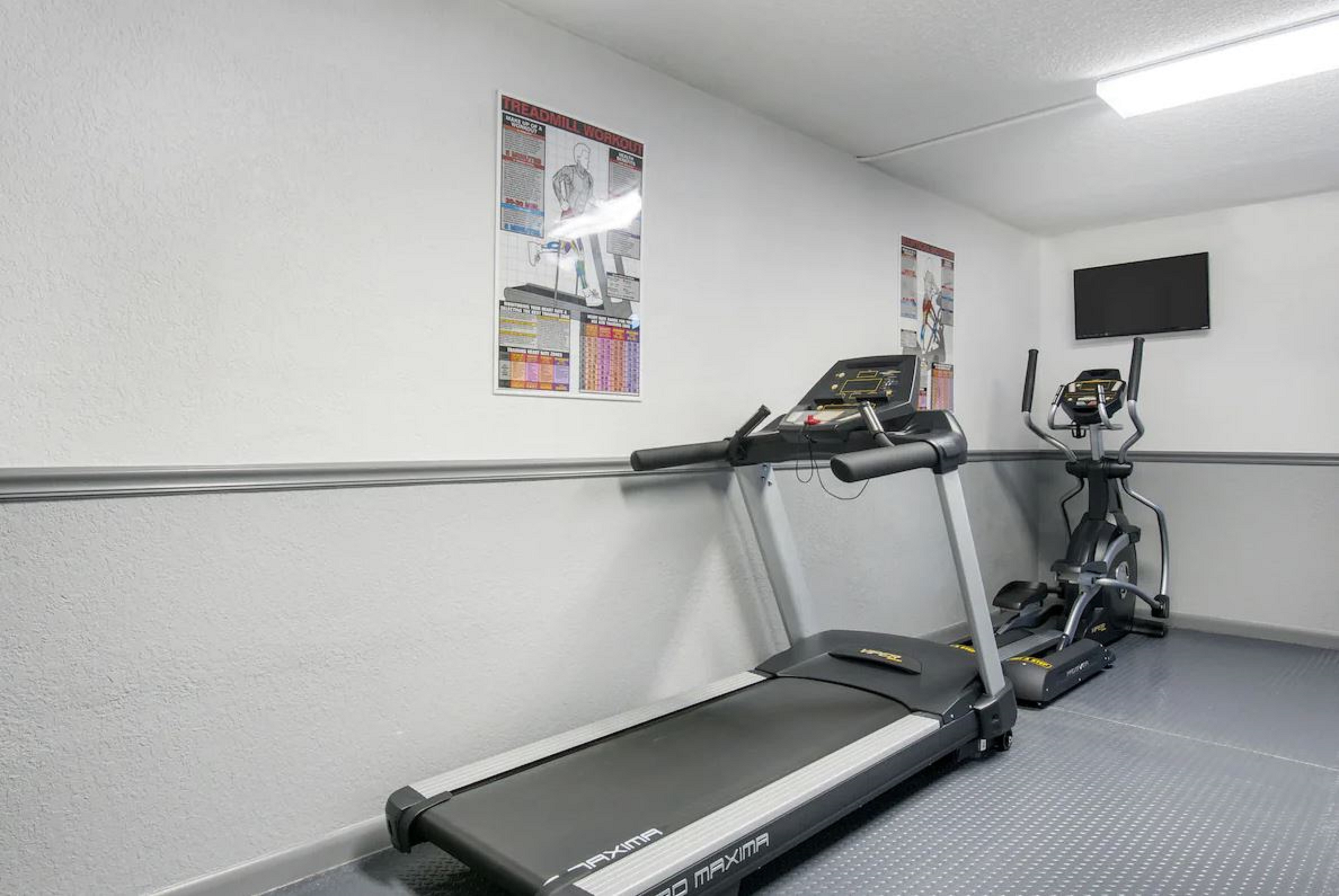 Rodeway Inn and Suites FLL Airport - Cruise Port