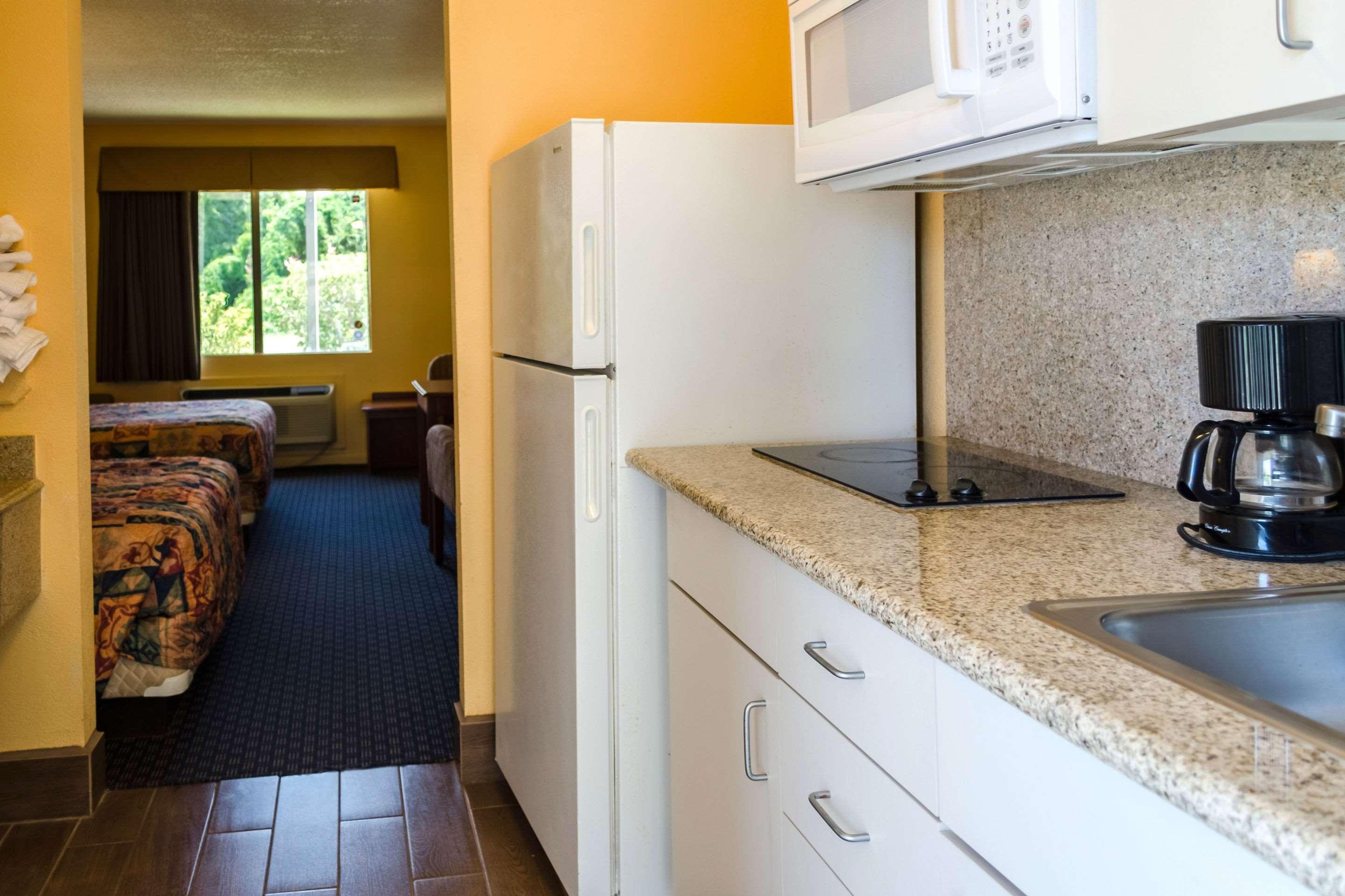 Rodeway Inn