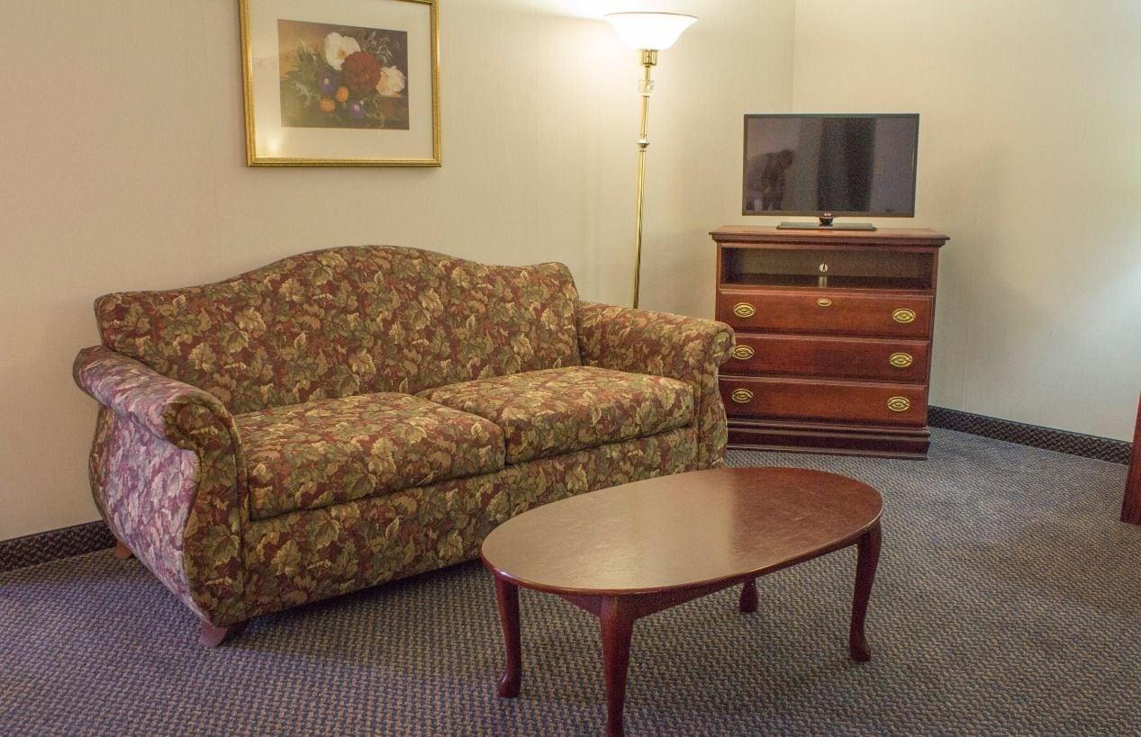 The View Inn & Suites