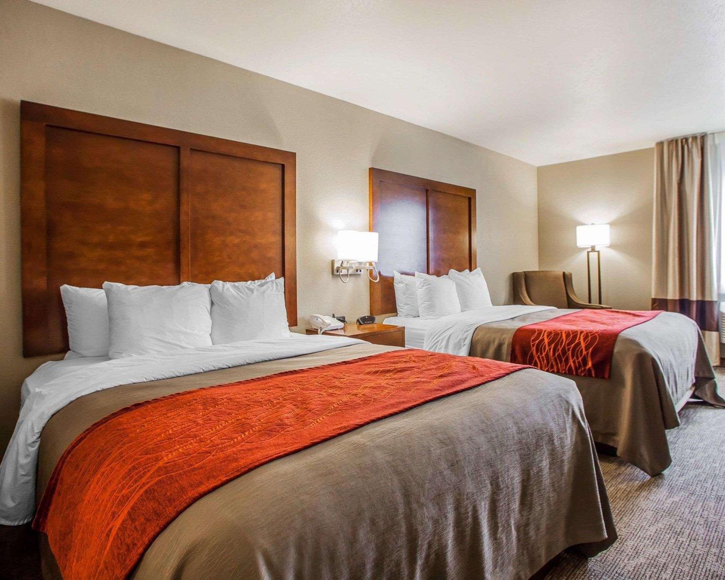 Comfort Inn Marshalltown Area
