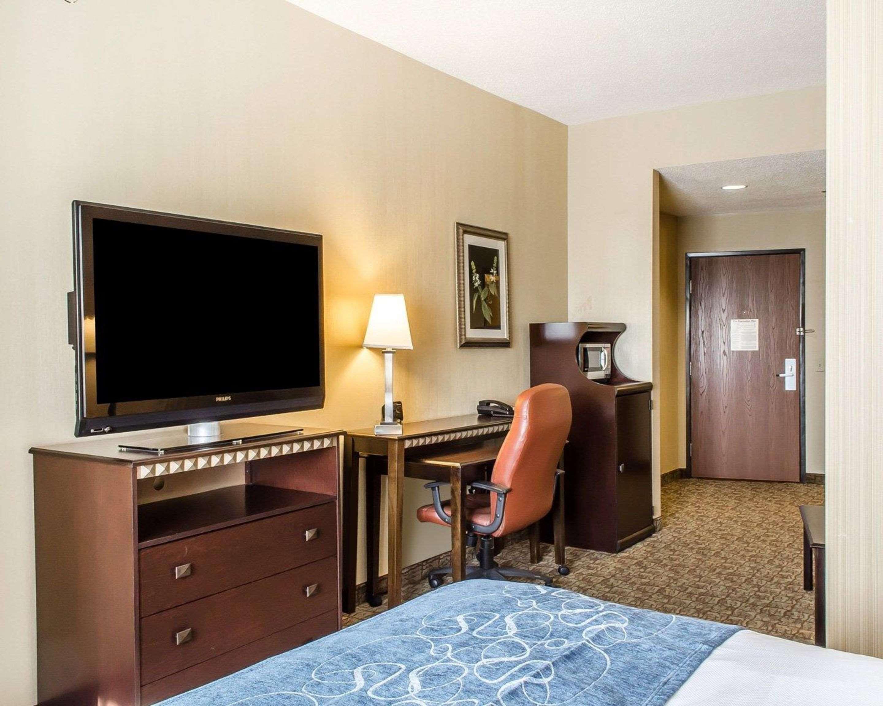 Comfort Suites Bloomsburg Area
