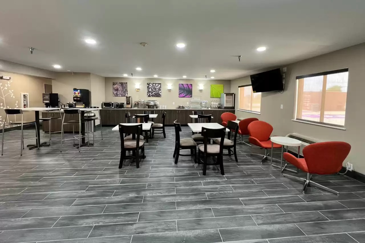 Sleep Inn & Suites Salina I-135