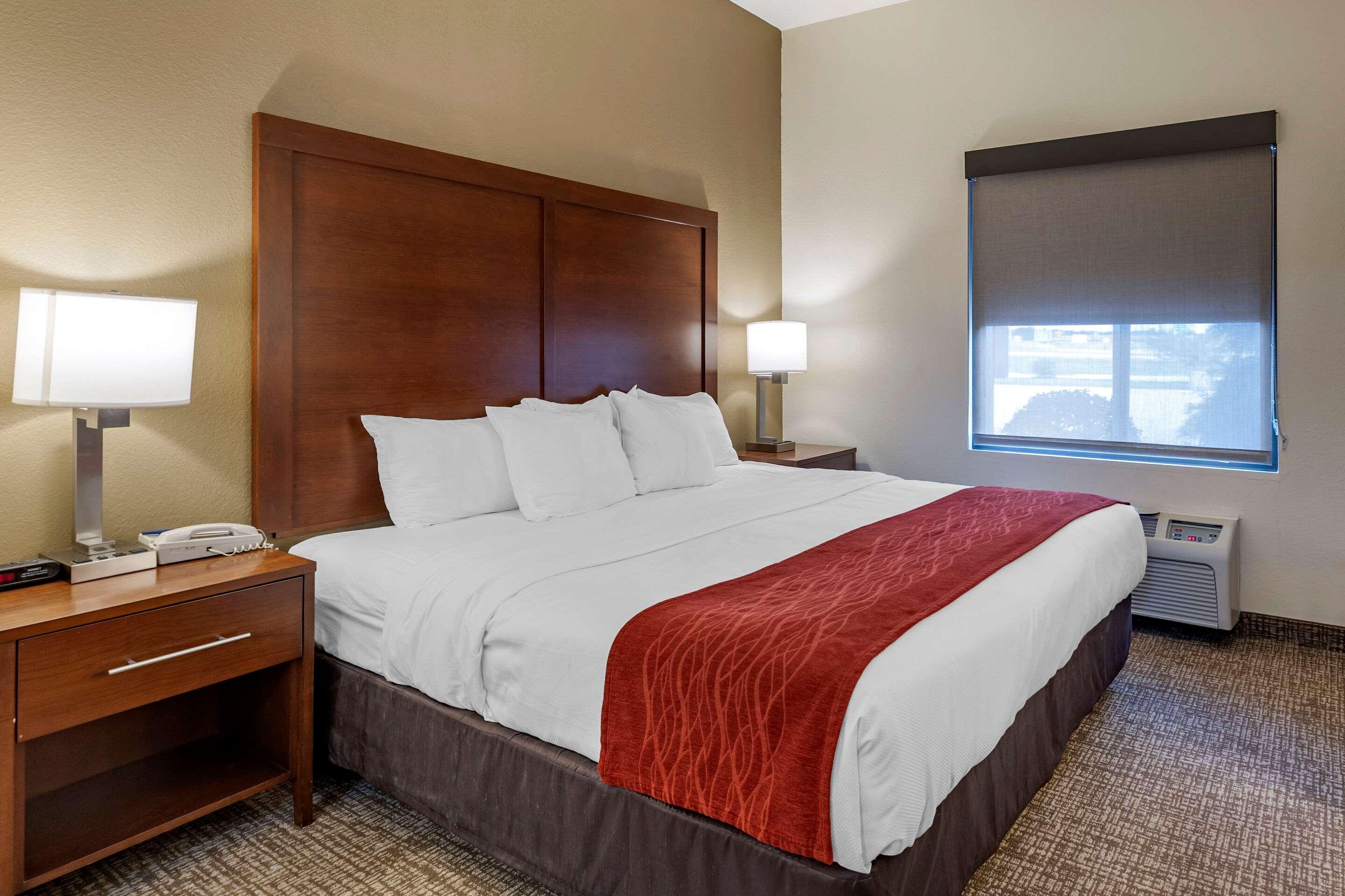 Comfort Inn & Suites Greenville I-70