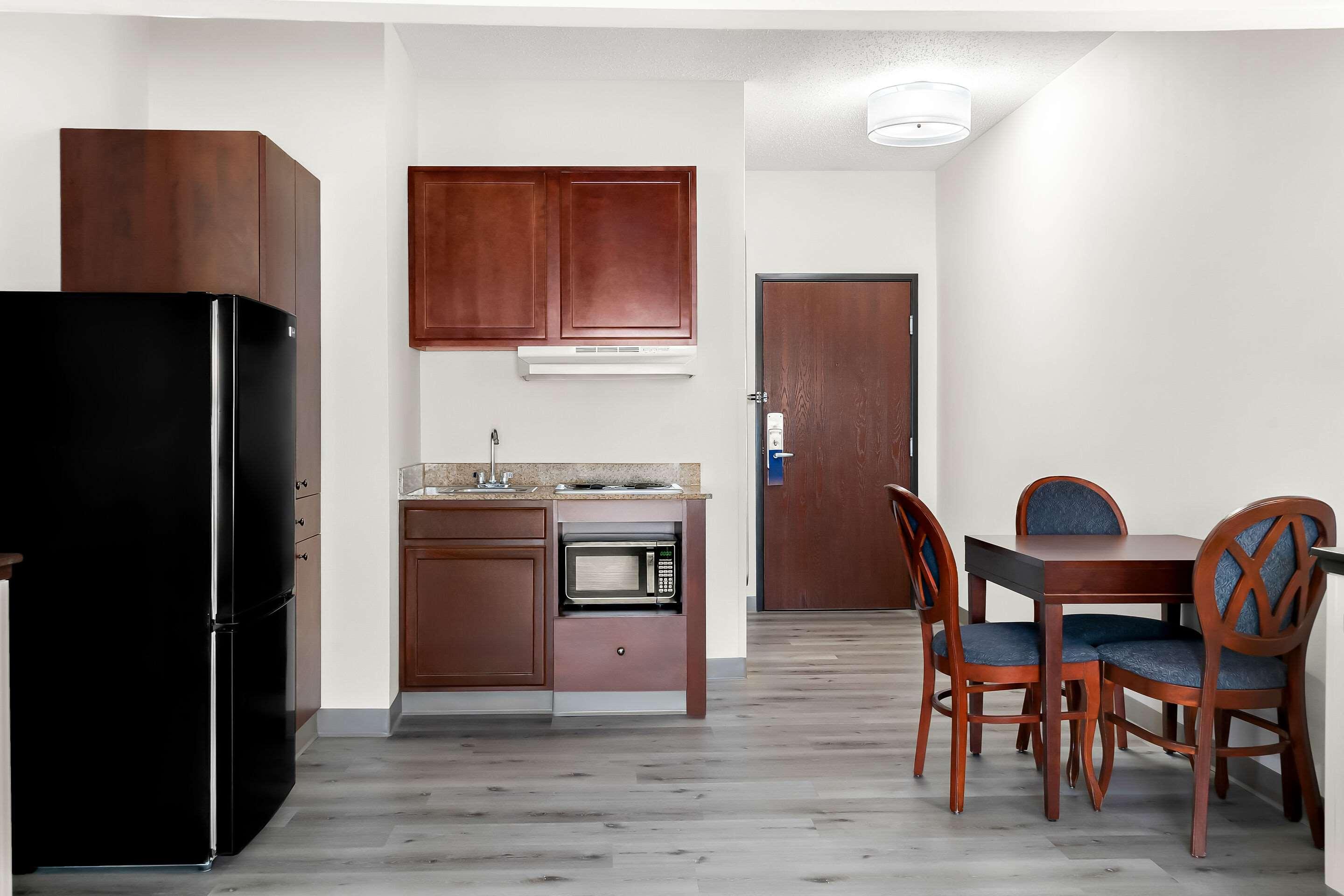 Comfort Suites Southfield/Detroit