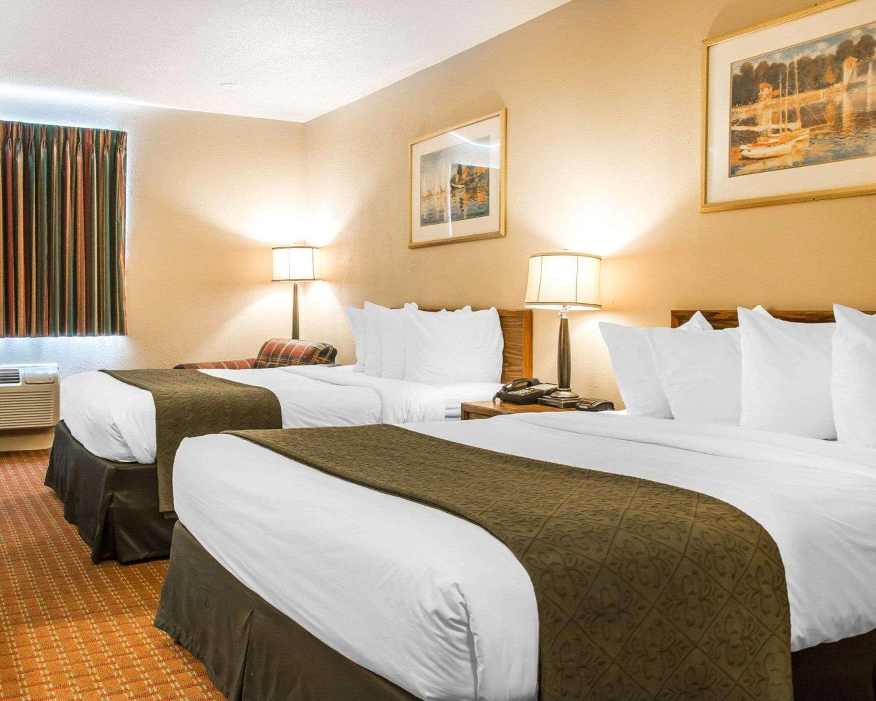 Quality Inn Saint Ignace I-75