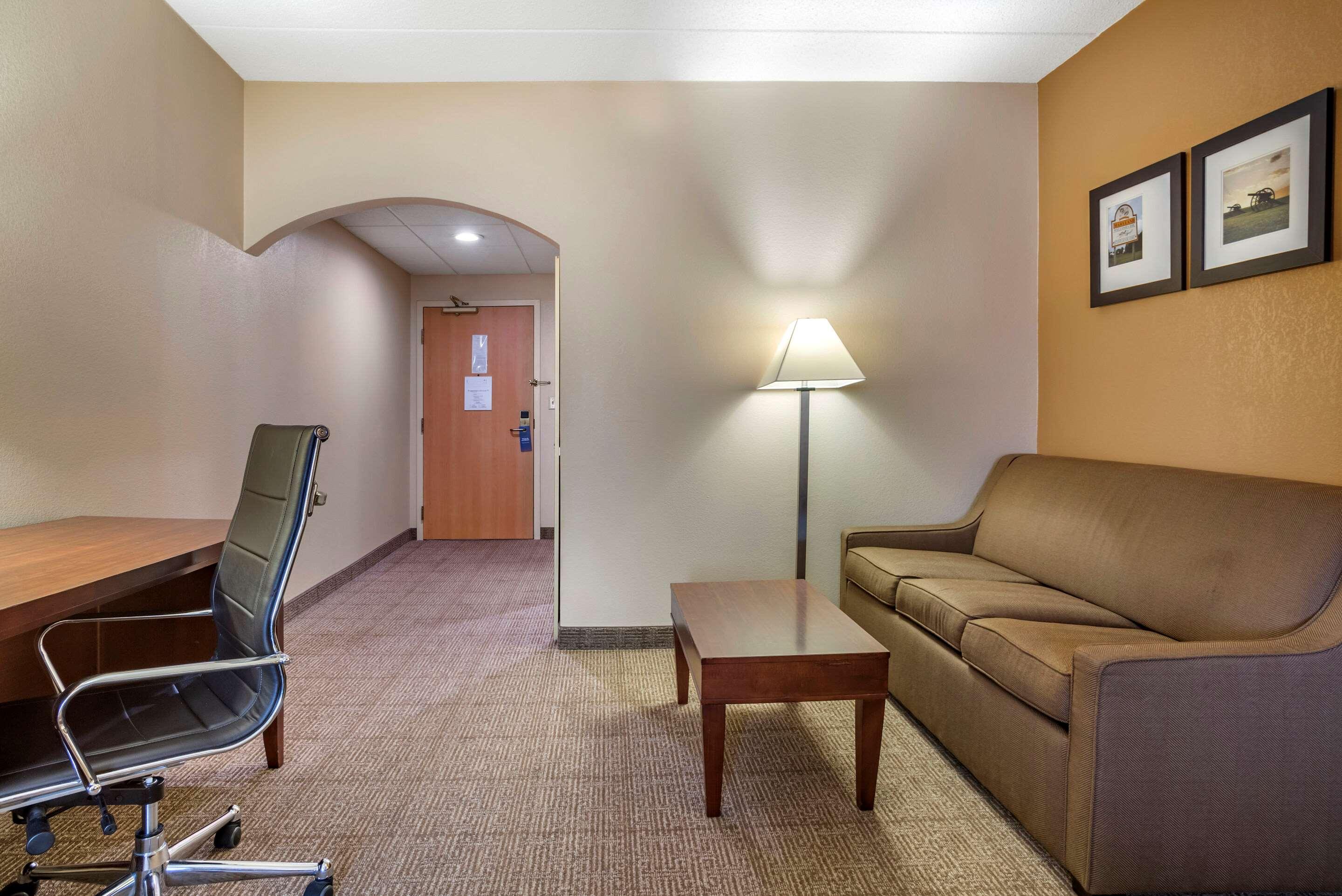 Comfort Suites Hagerstown Area