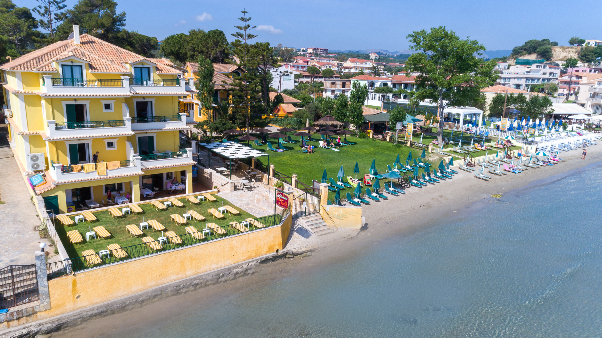 Andreolas Luxury Suites - photo