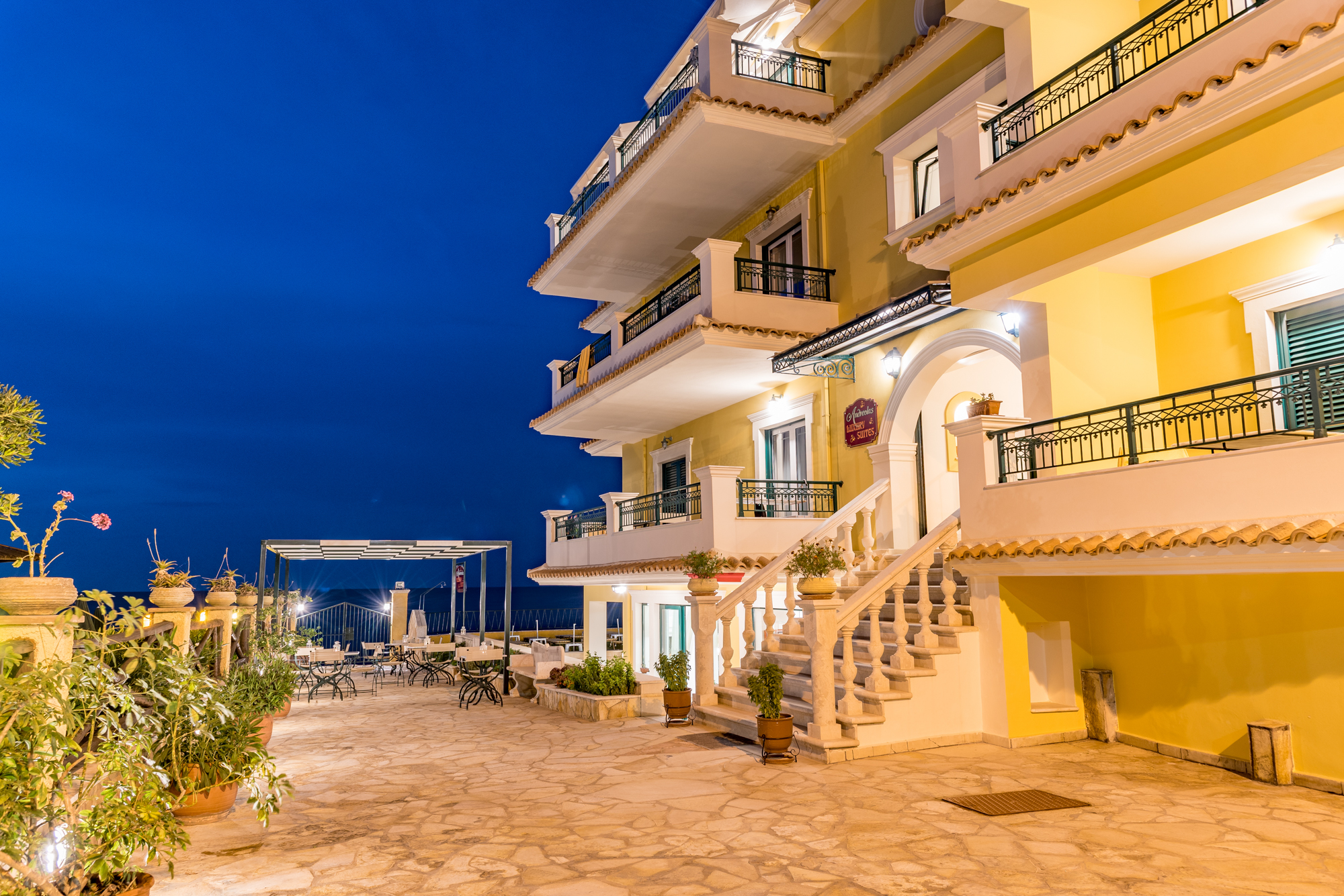 Andreolas Luxury Suites - photo