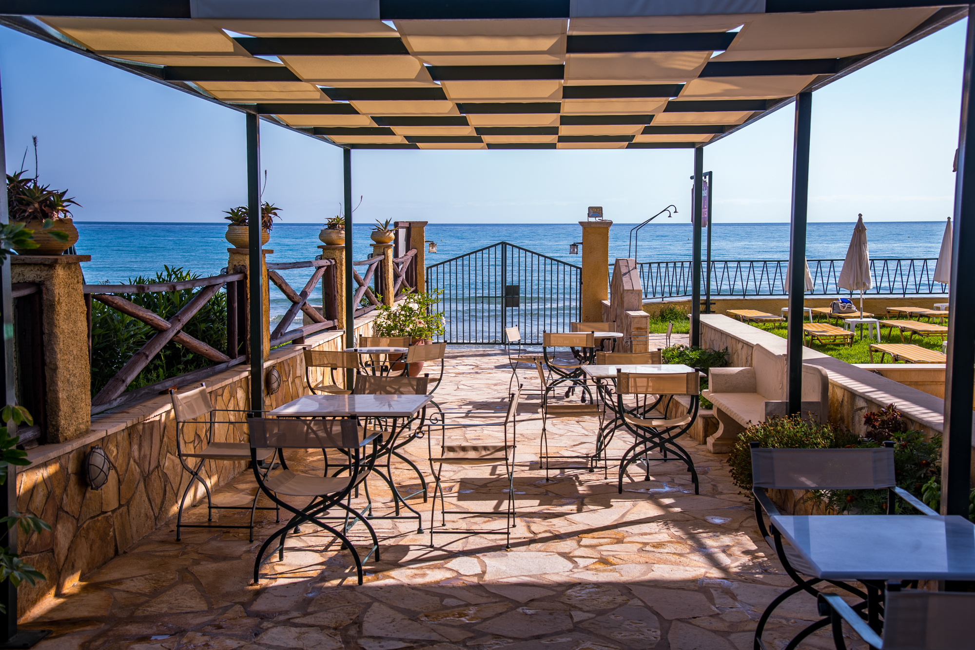 Andreolas Luxury Suites - photo