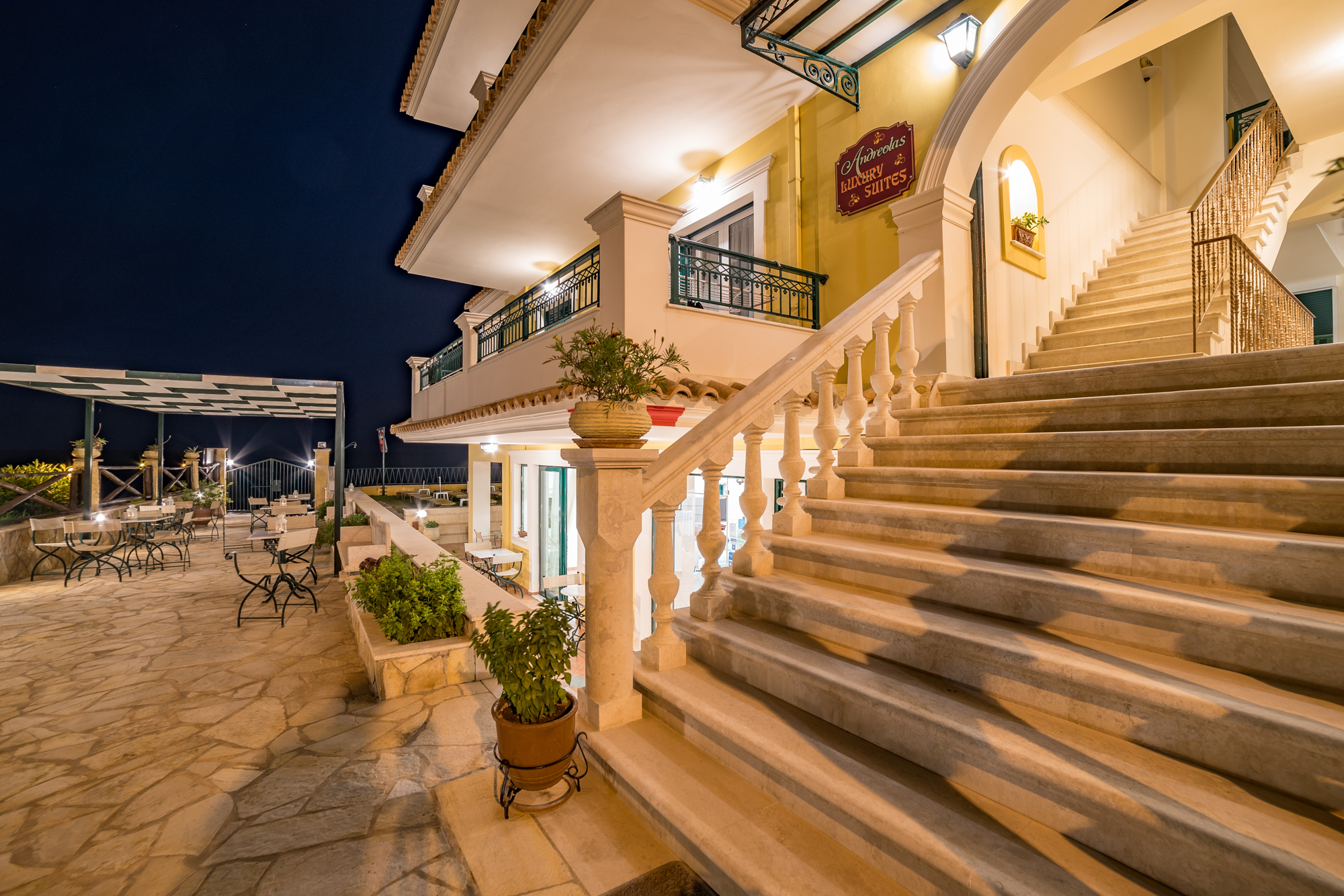 Andreolas Luxury Suites - photo