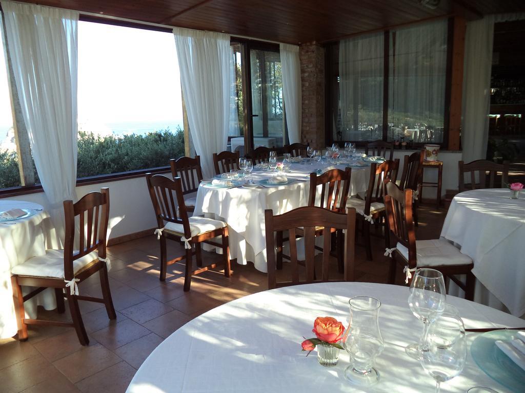 Punta Chiarito Resort
