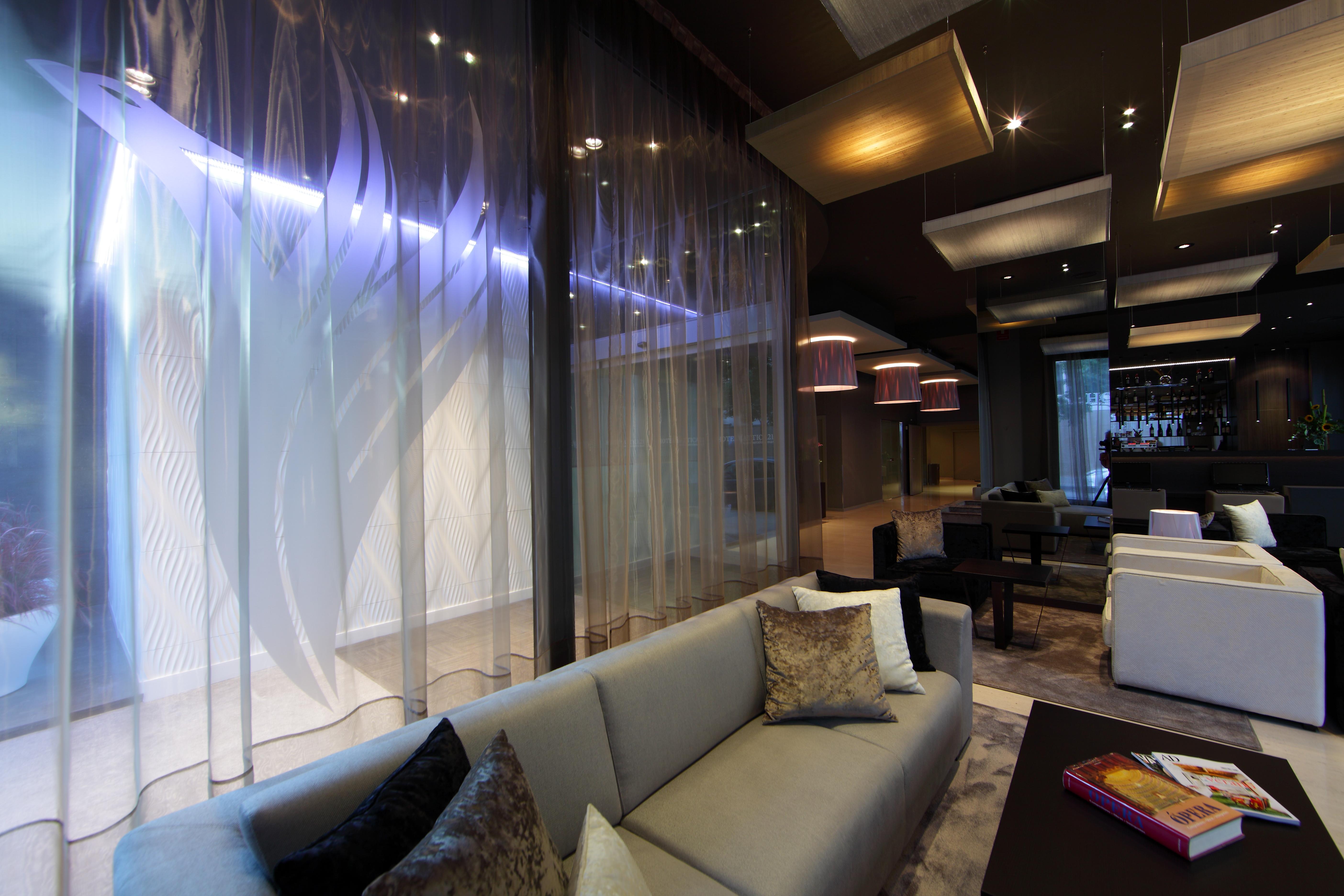 Attica 21 Barcelona Mar - photo