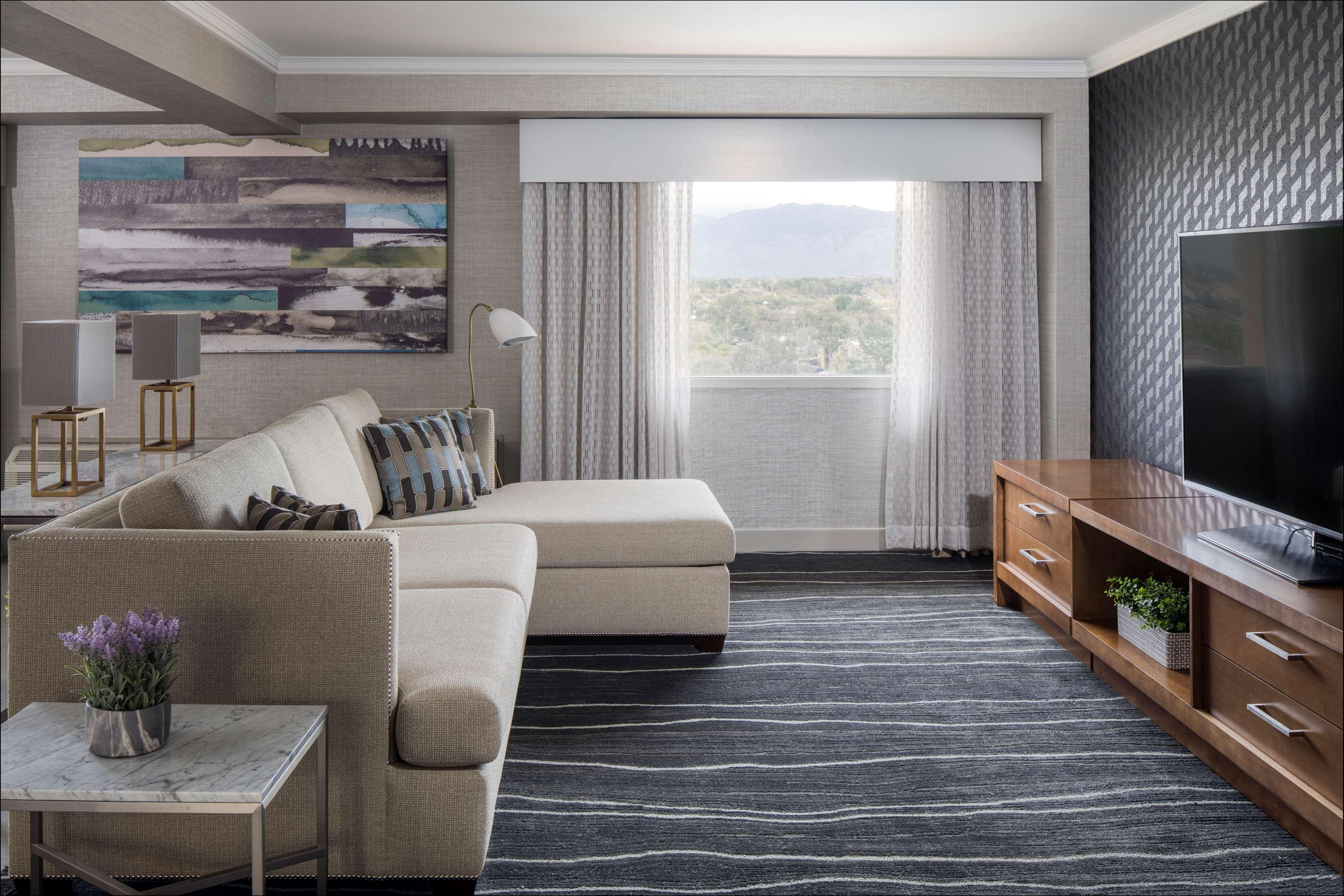 Hilton Tucson East by null