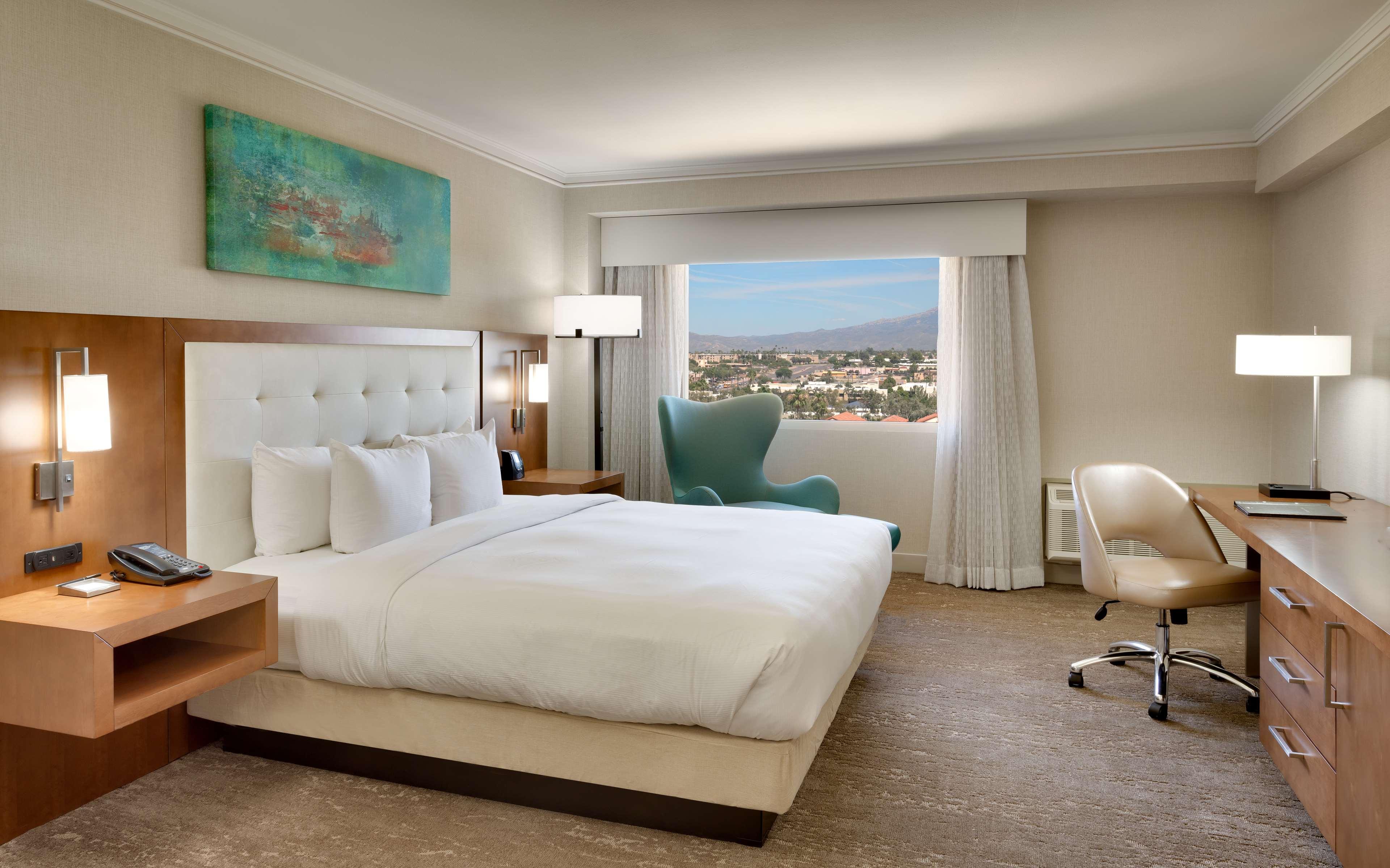 Hilton Tucson East by null