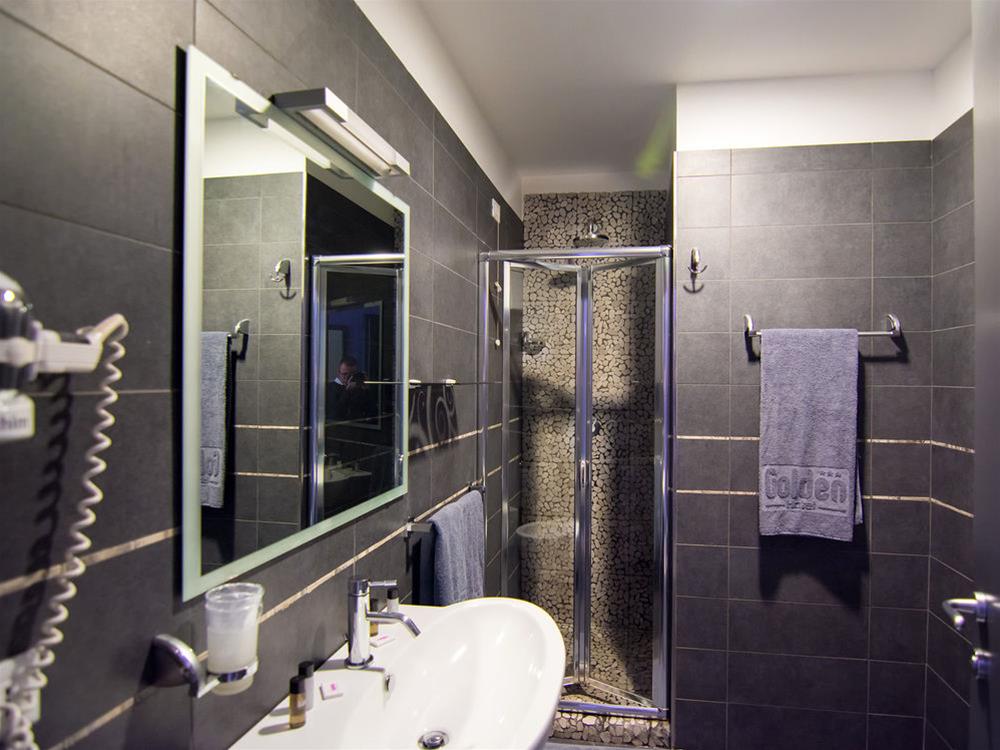 Golden Hotel srl