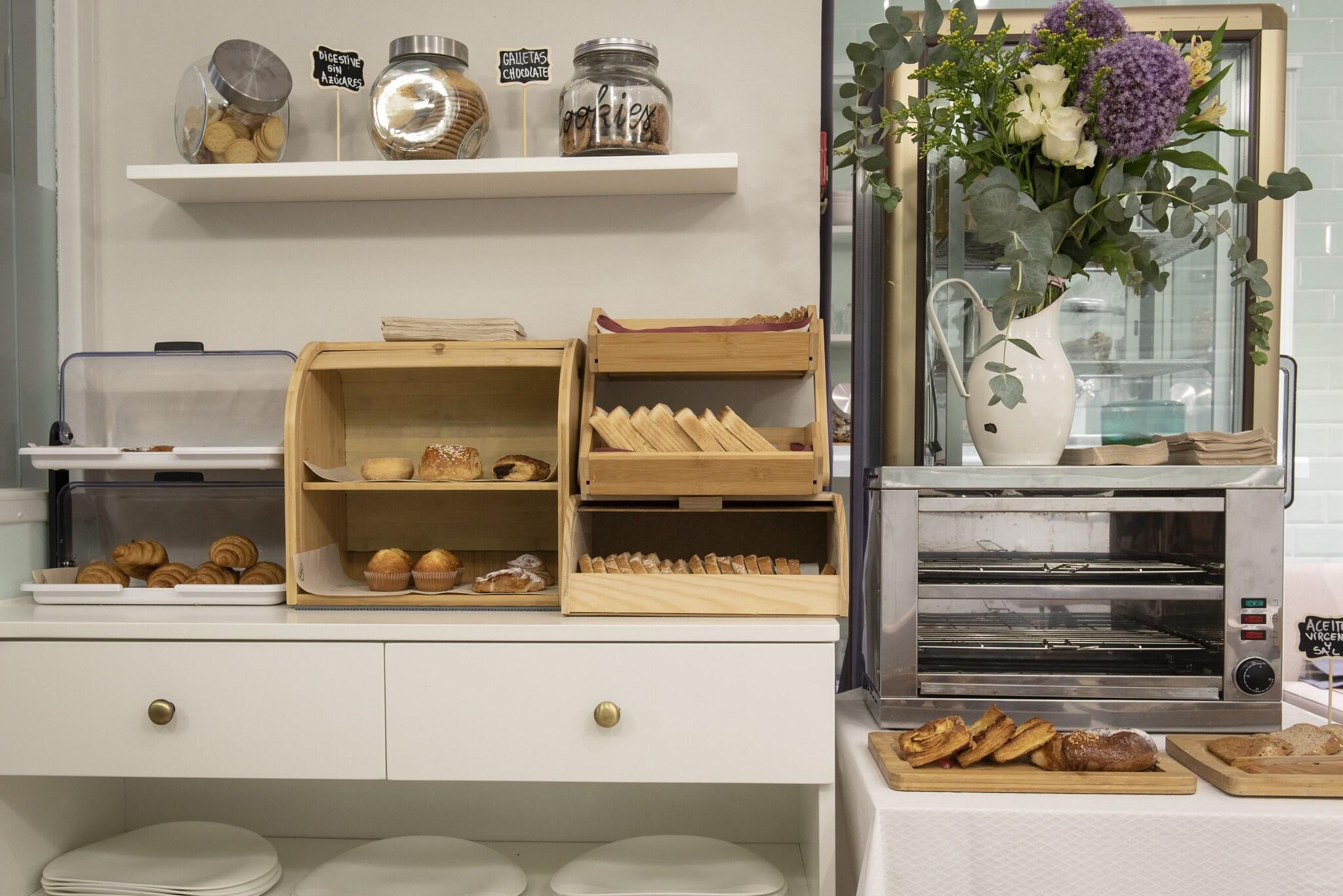 Hotel Infanta Isabel by null