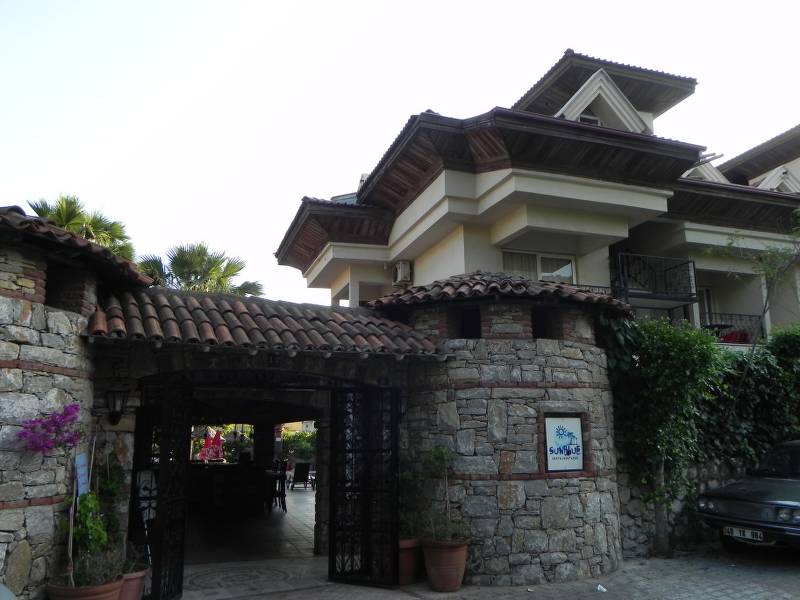 SunBlue Apartments