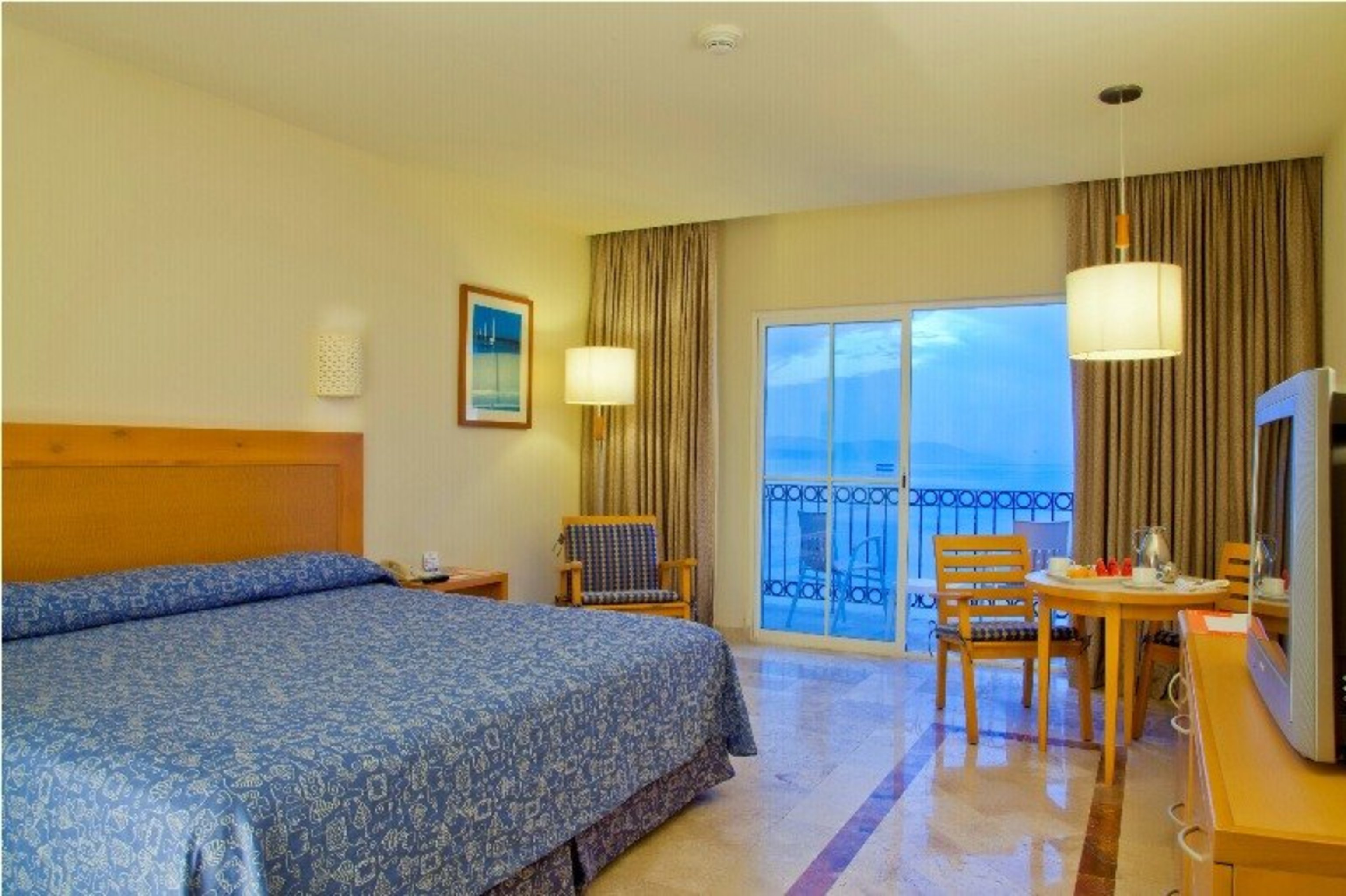 Krystal Puerto Vallarta