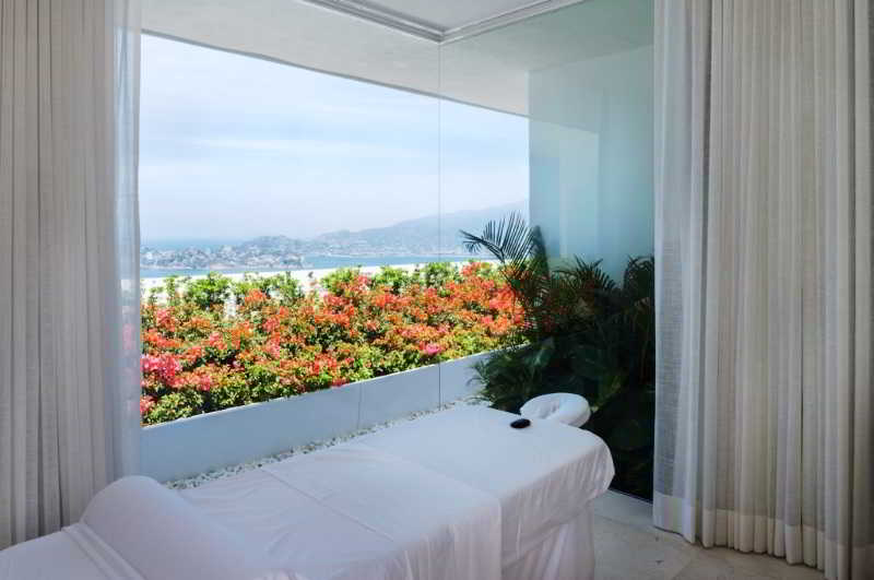 Encanto Acapulco by null