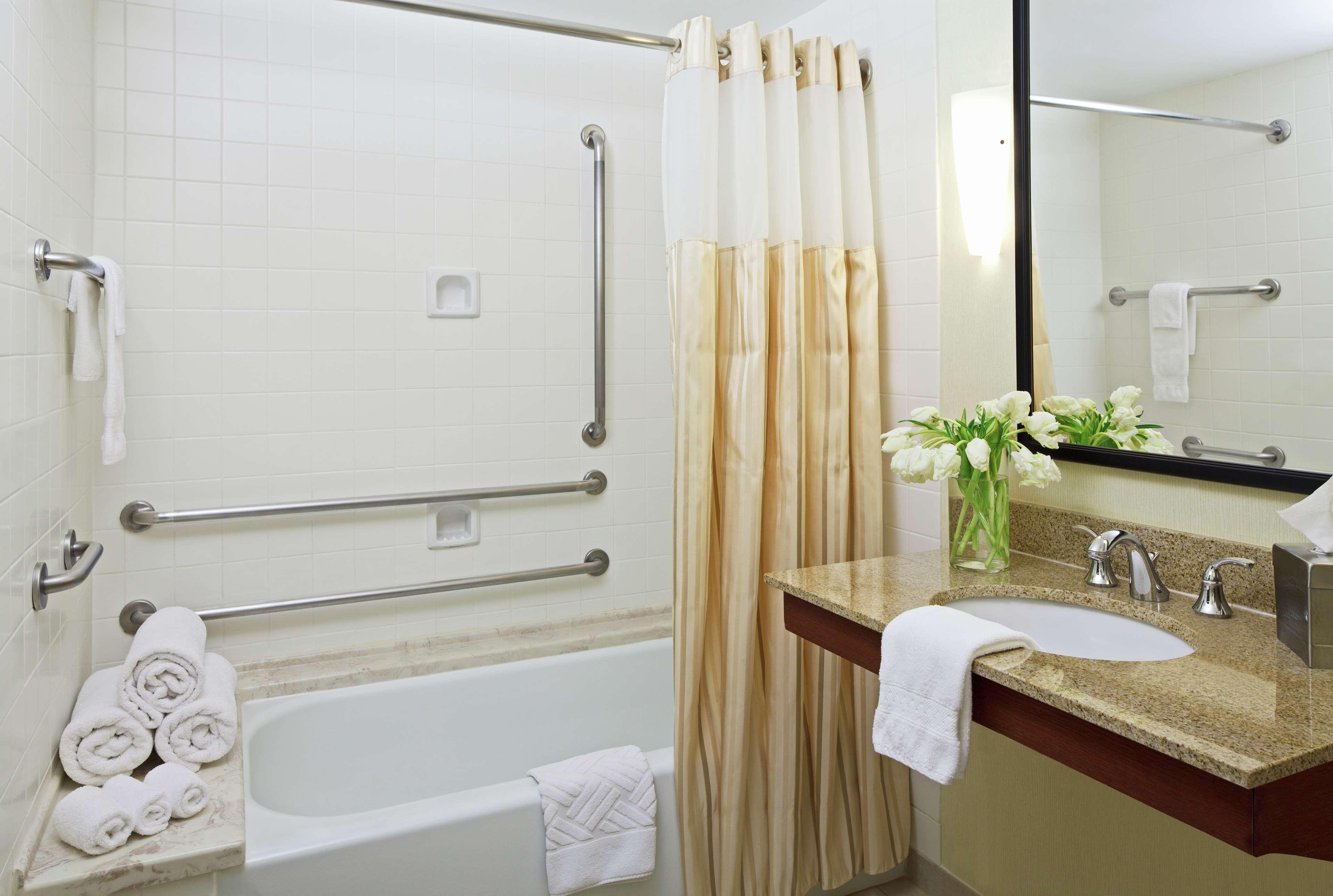 Hilton Alexandria Mark Center by null