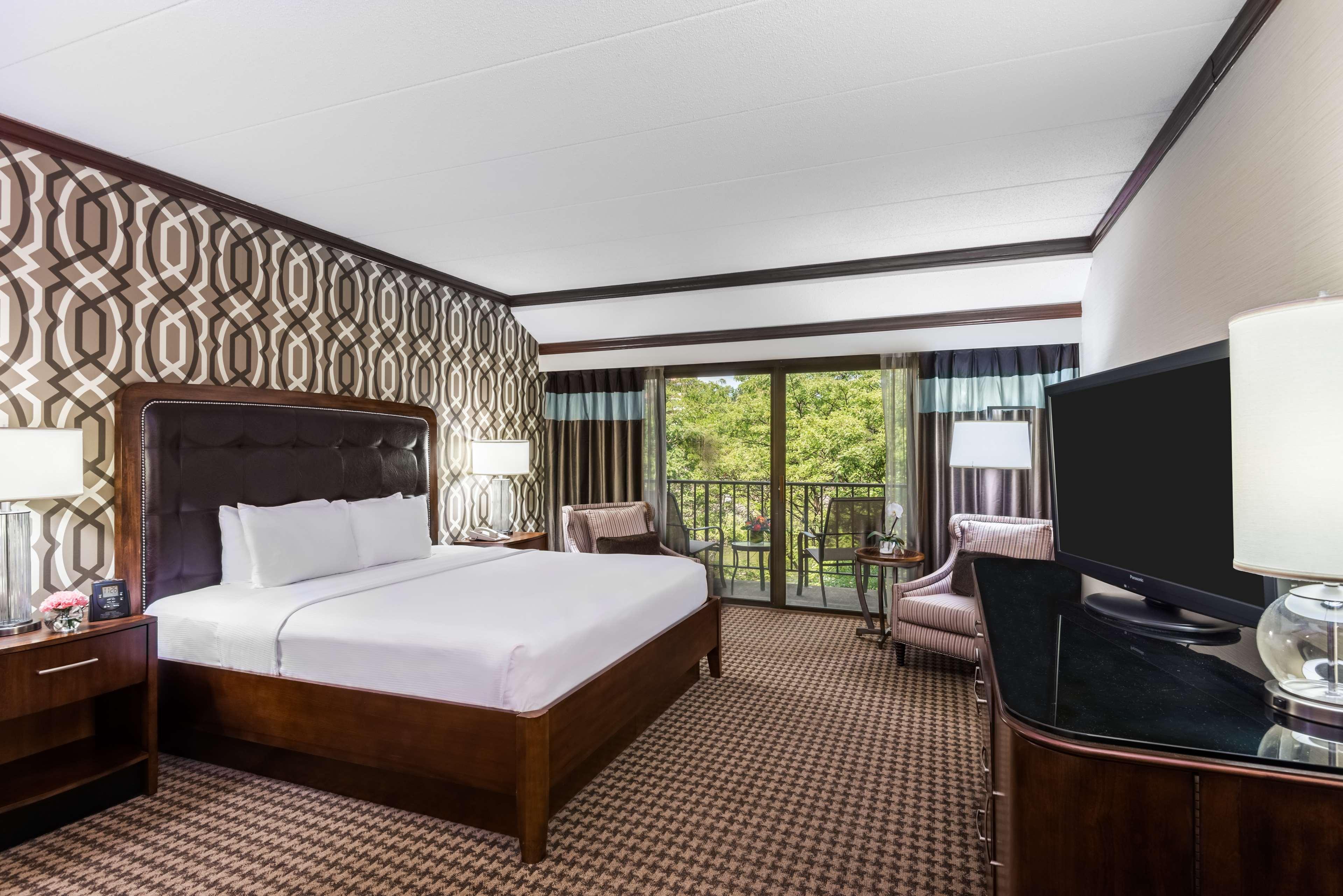 Hilton Alexandria Mark Center by null