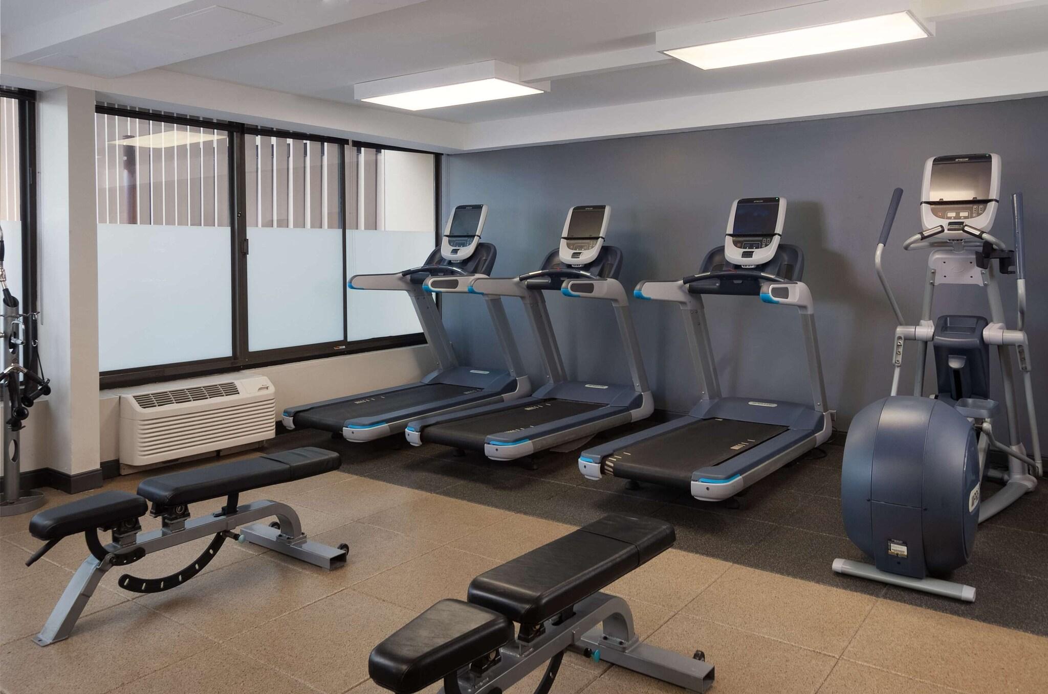 Doubletree By Hilton Cleveland Downtown - Lakesid