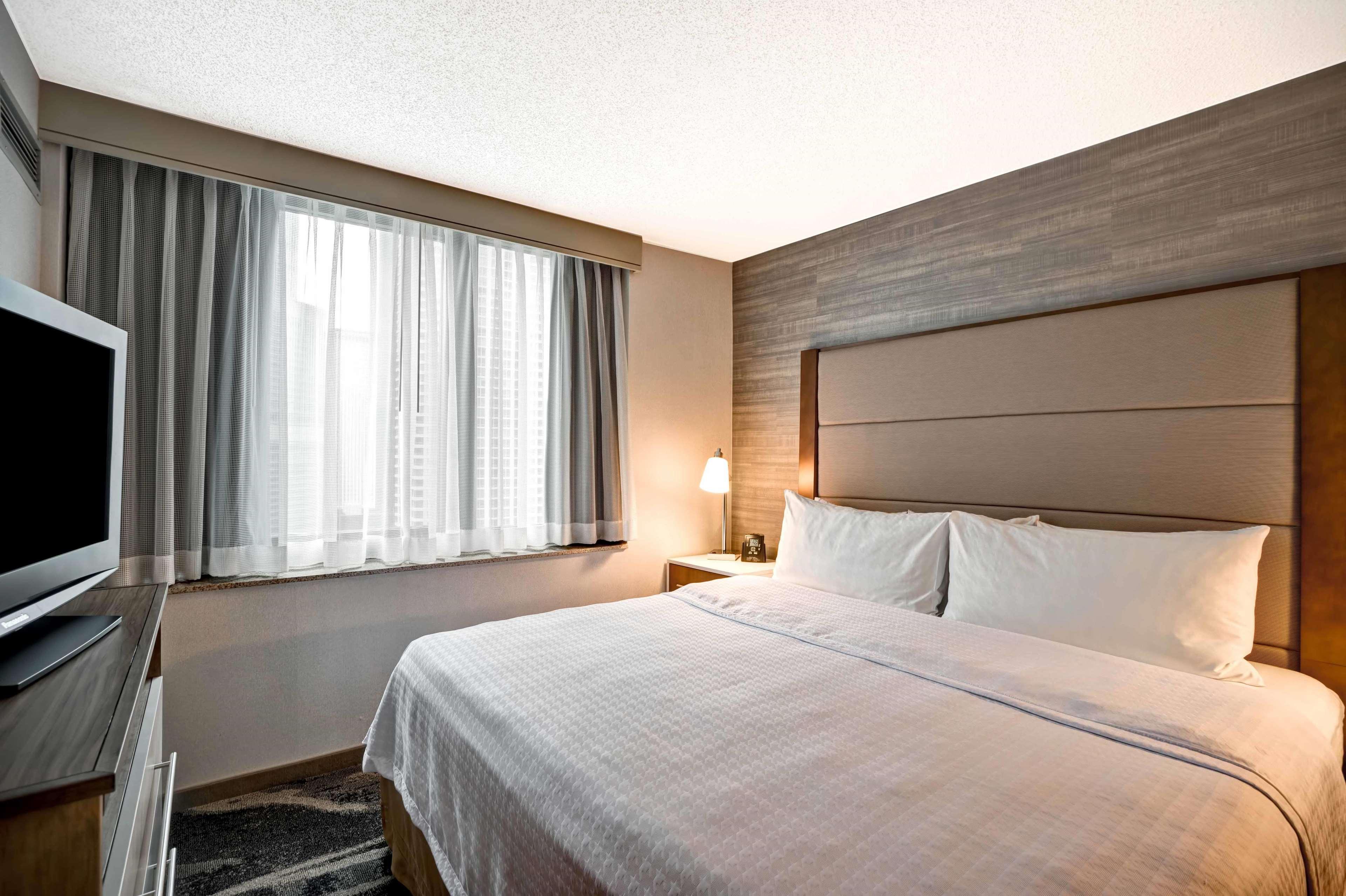 Homewood Suites By Hilton Chicago-Downtown