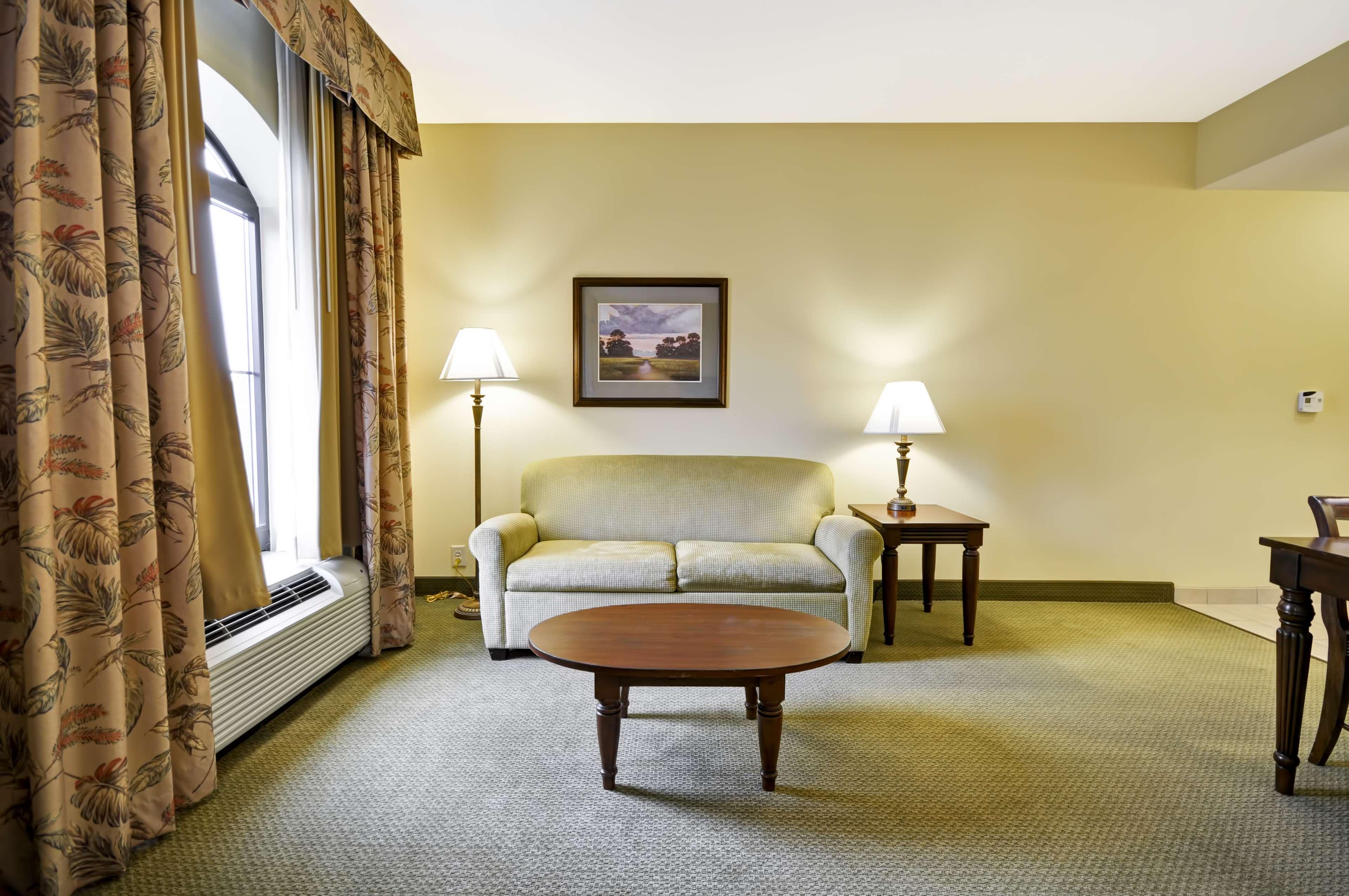 Hampton Inn&Suites North Charleston-University