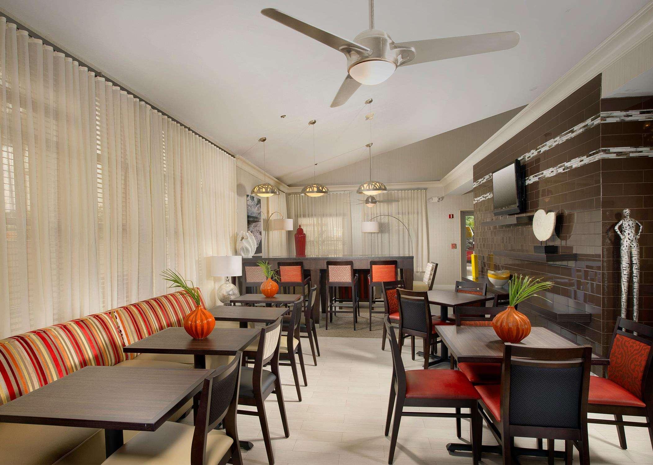Hampton Inn & Suites Ft.Lauderdale Airport South