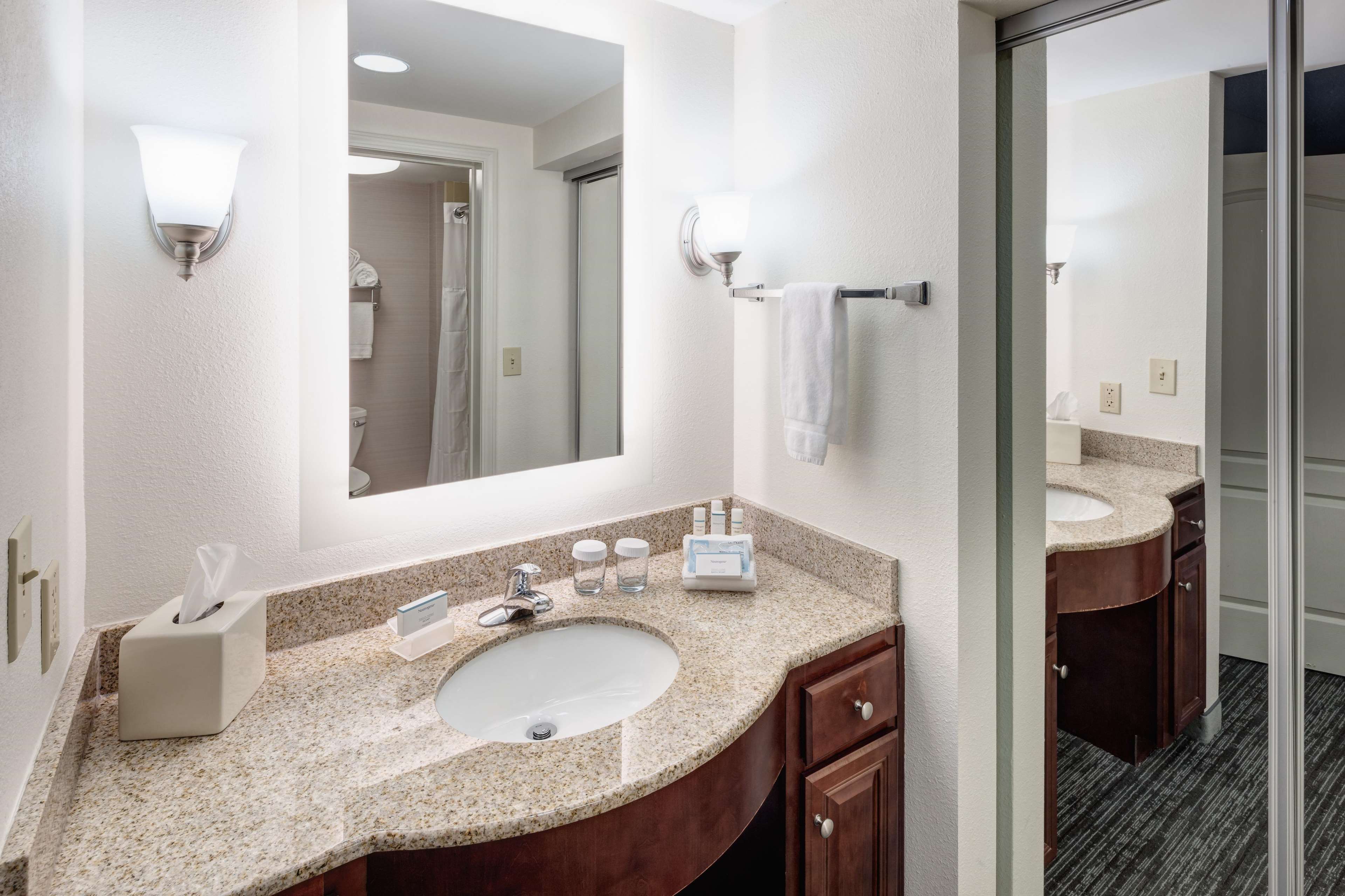 Homewood Suites by Hilton Huntsville-Village of Pr