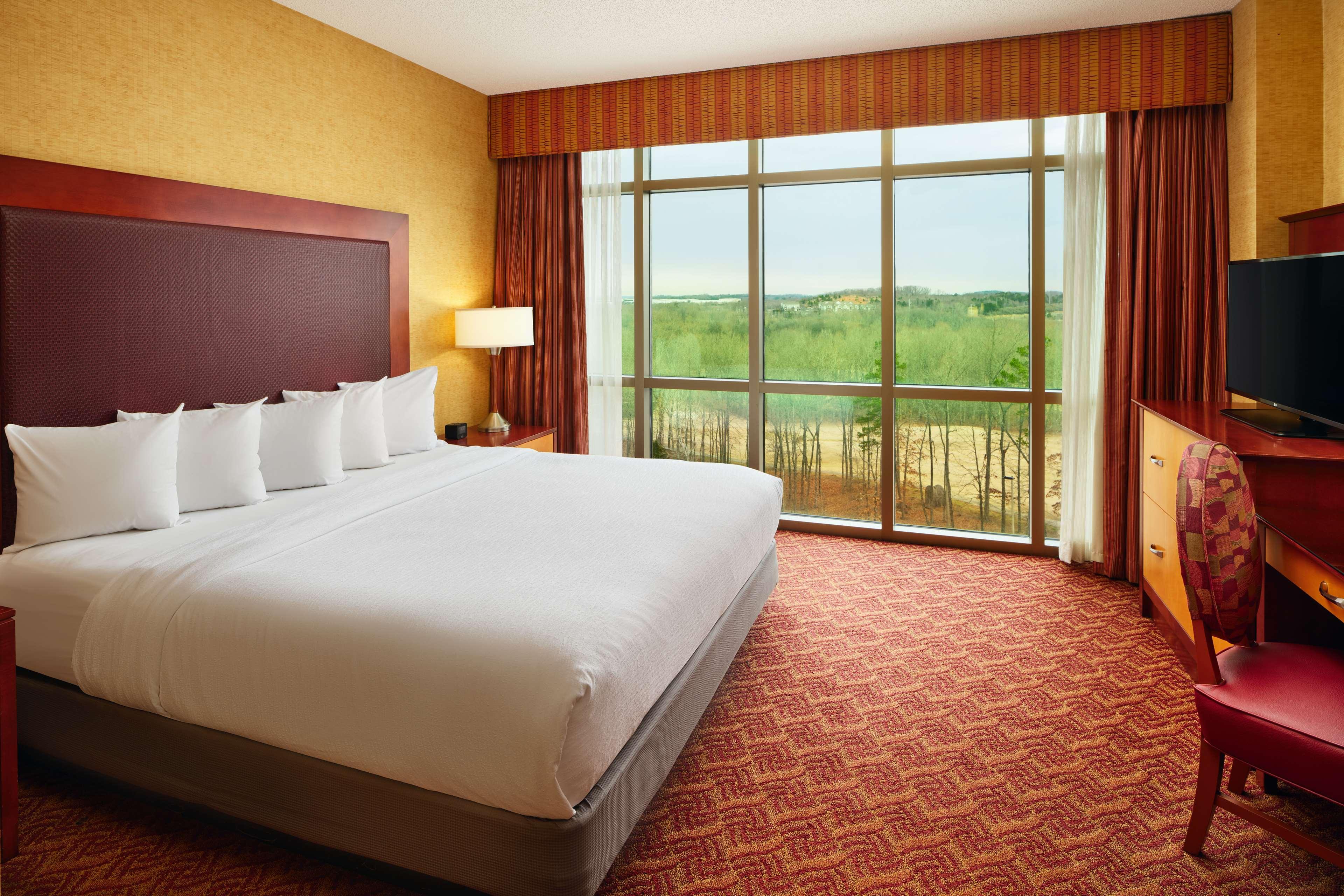 Embassy Suites By Hilton Charlotte Concord Golf Re