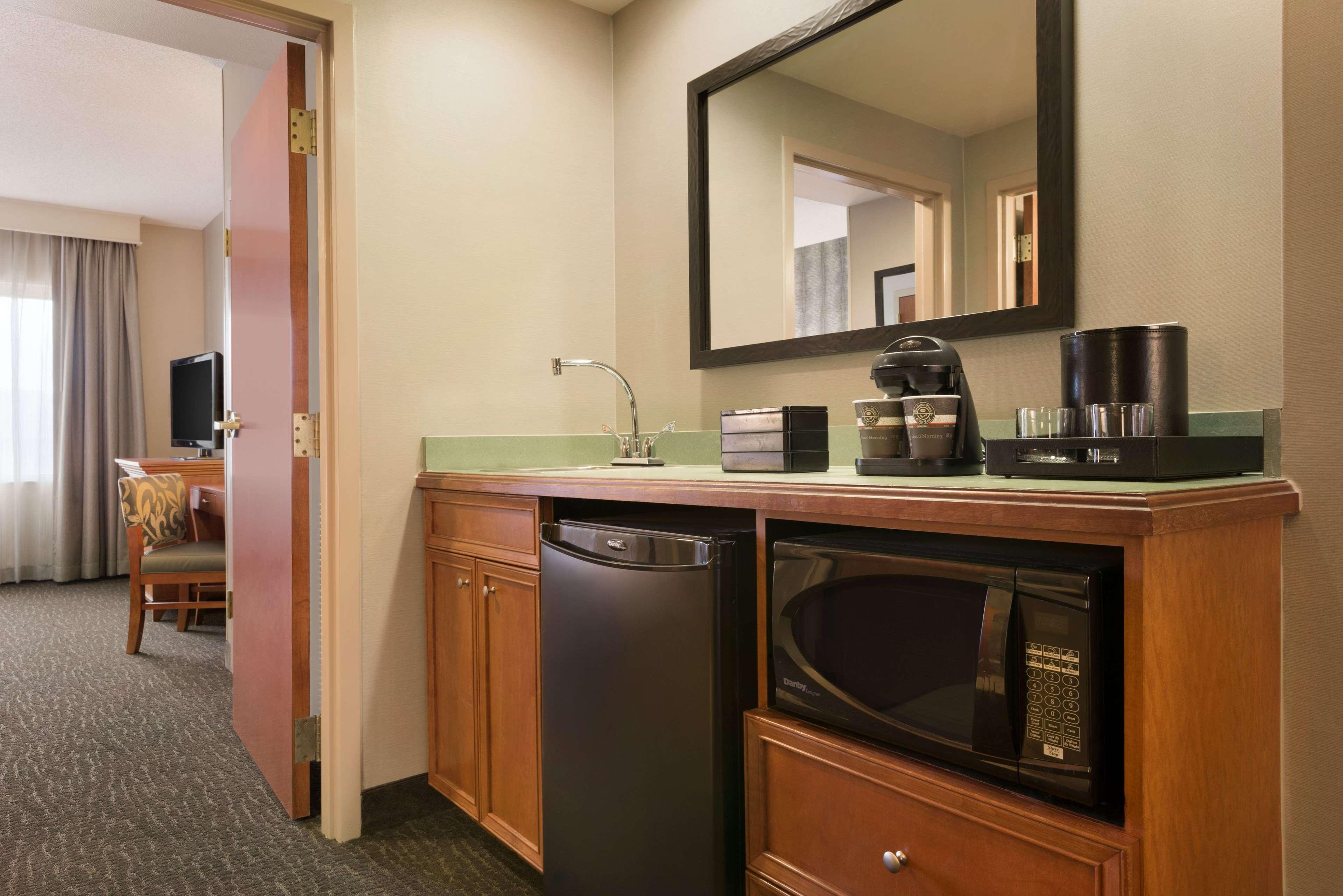 Embassy Suites By Hilton Nashville South Cool Spri