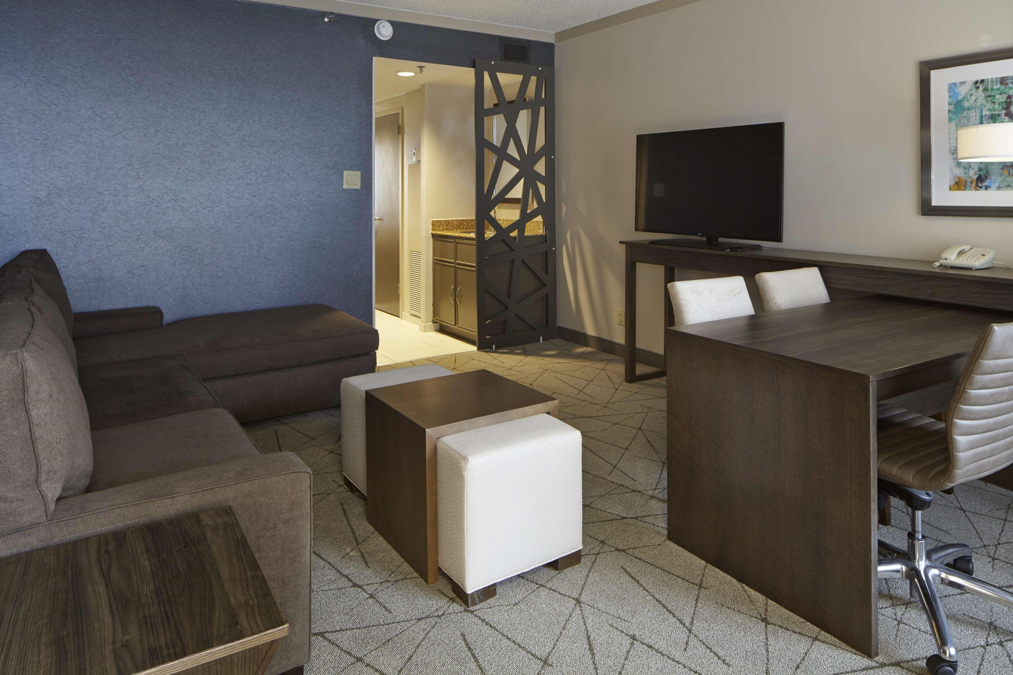 Embassy Suites by Hilton Atlanta Galleria