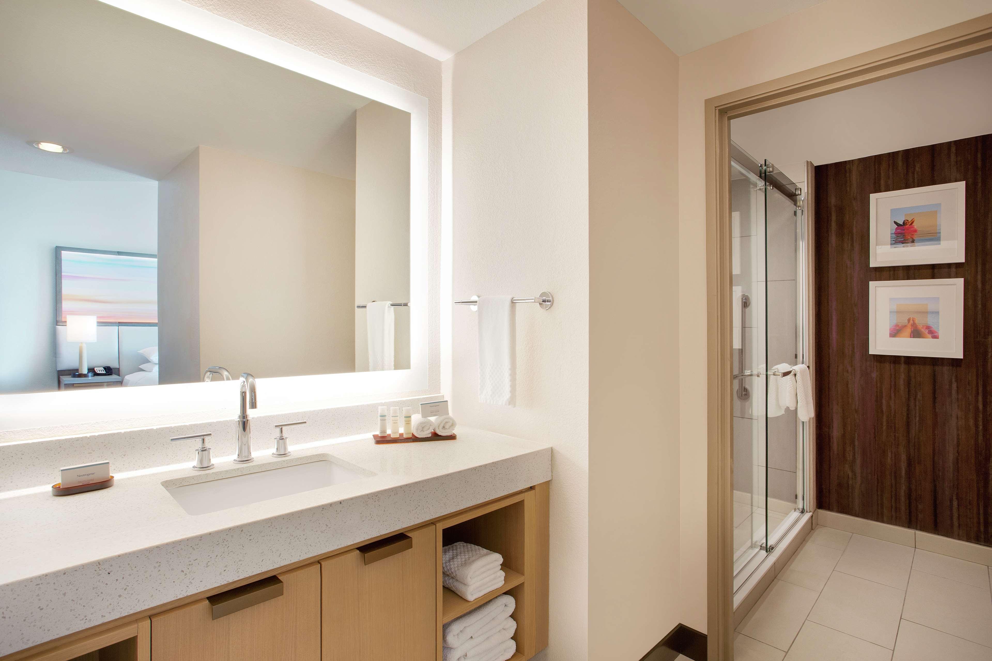 Embassy Suites by Hilton Tampa Downtown Convention