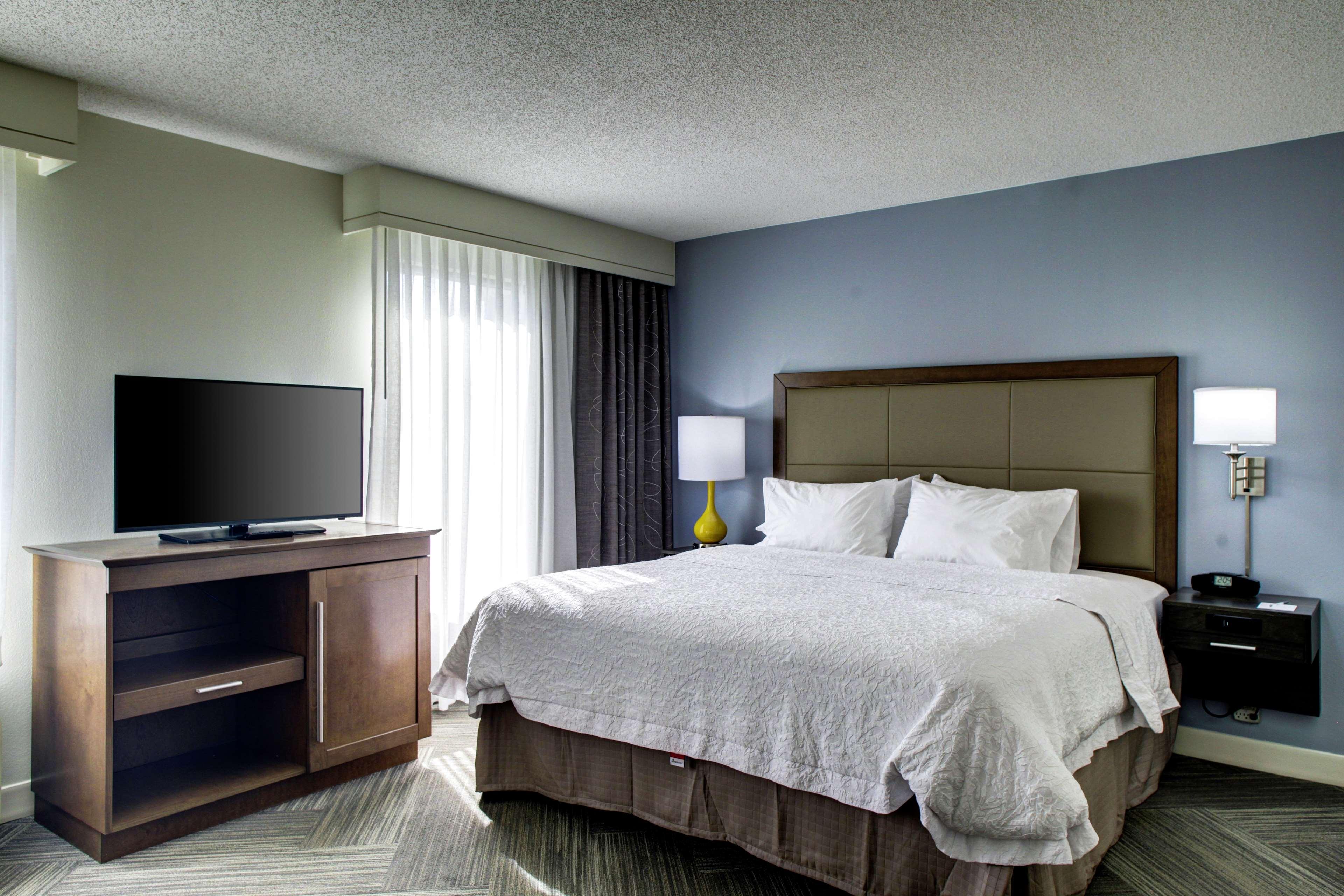 Hampton Inn & Suites Lake Mary At Colonial Townpar