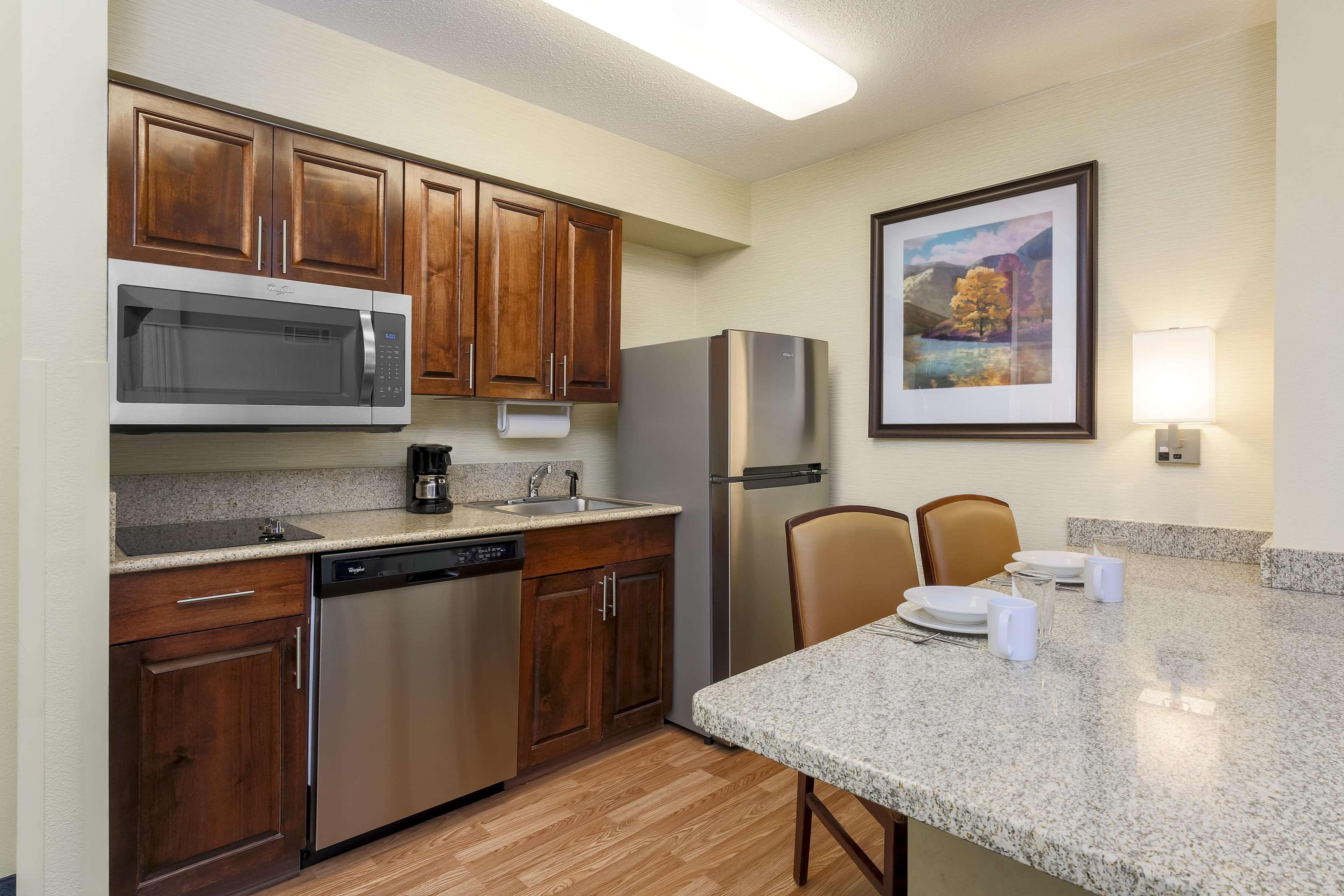 Homewood Suites By Hilton Nashville - Airport