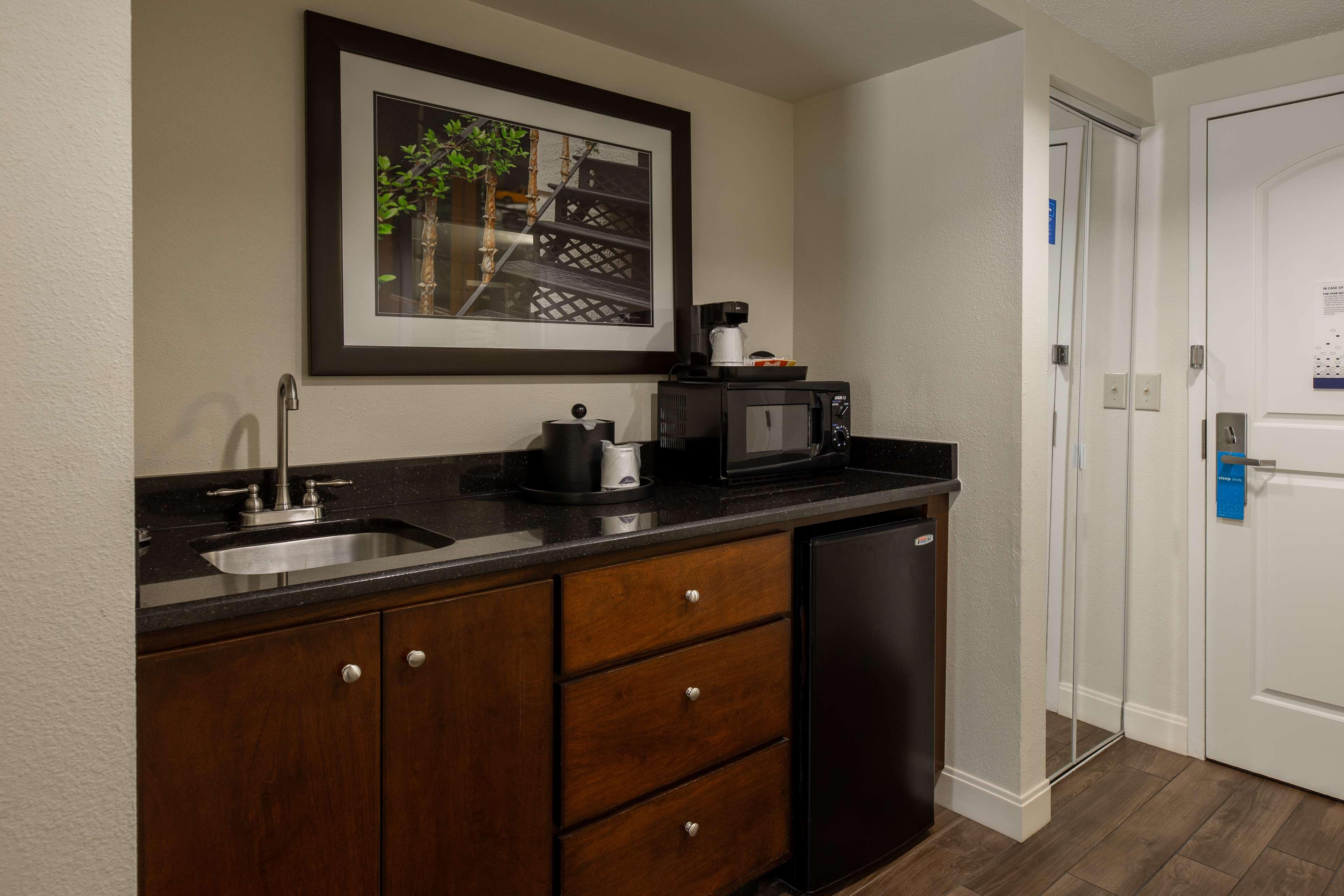 Hampton Inn Columbia I-26/Harbison Blvd.